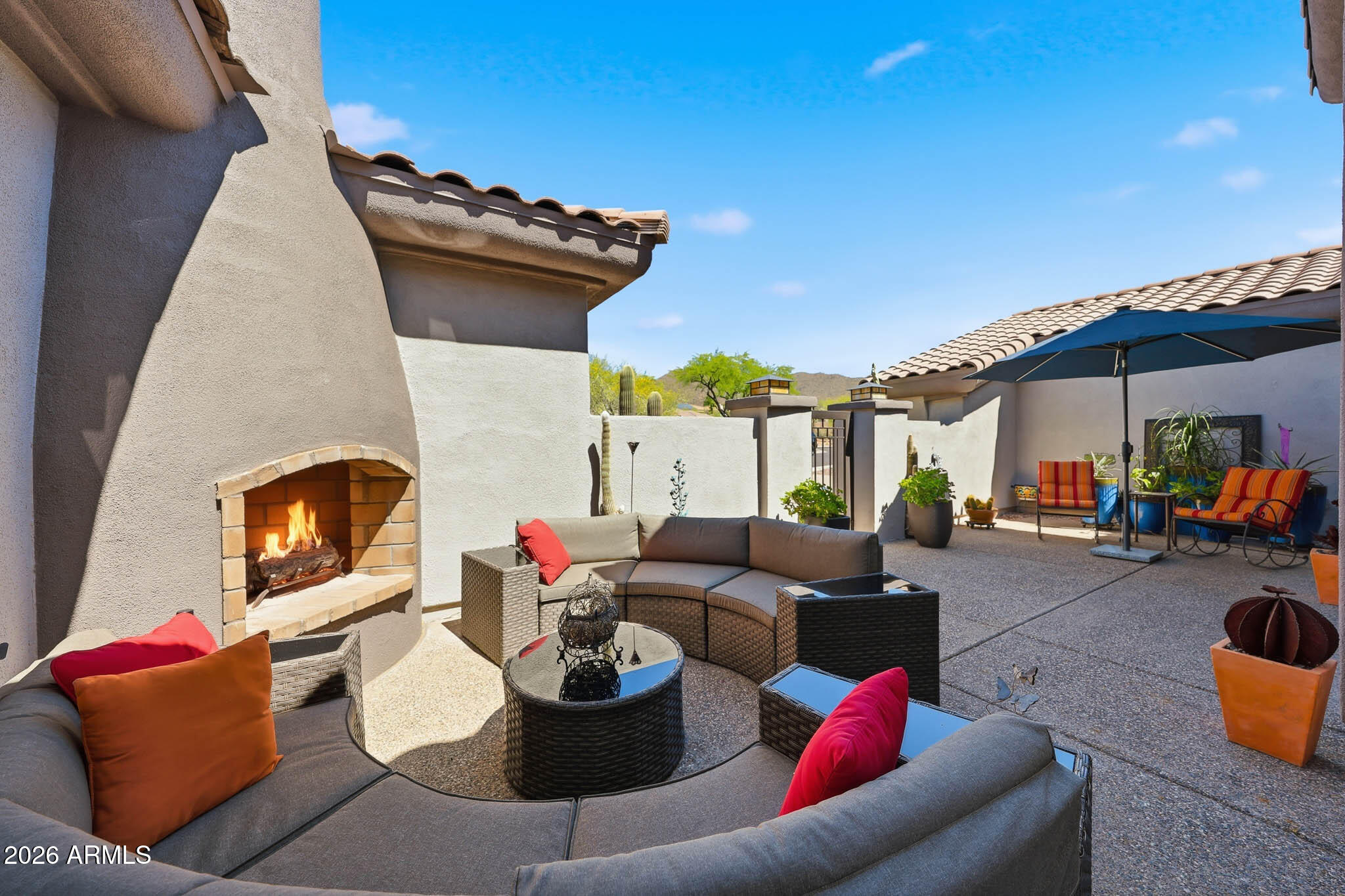 2223 W HAZELHURST Court