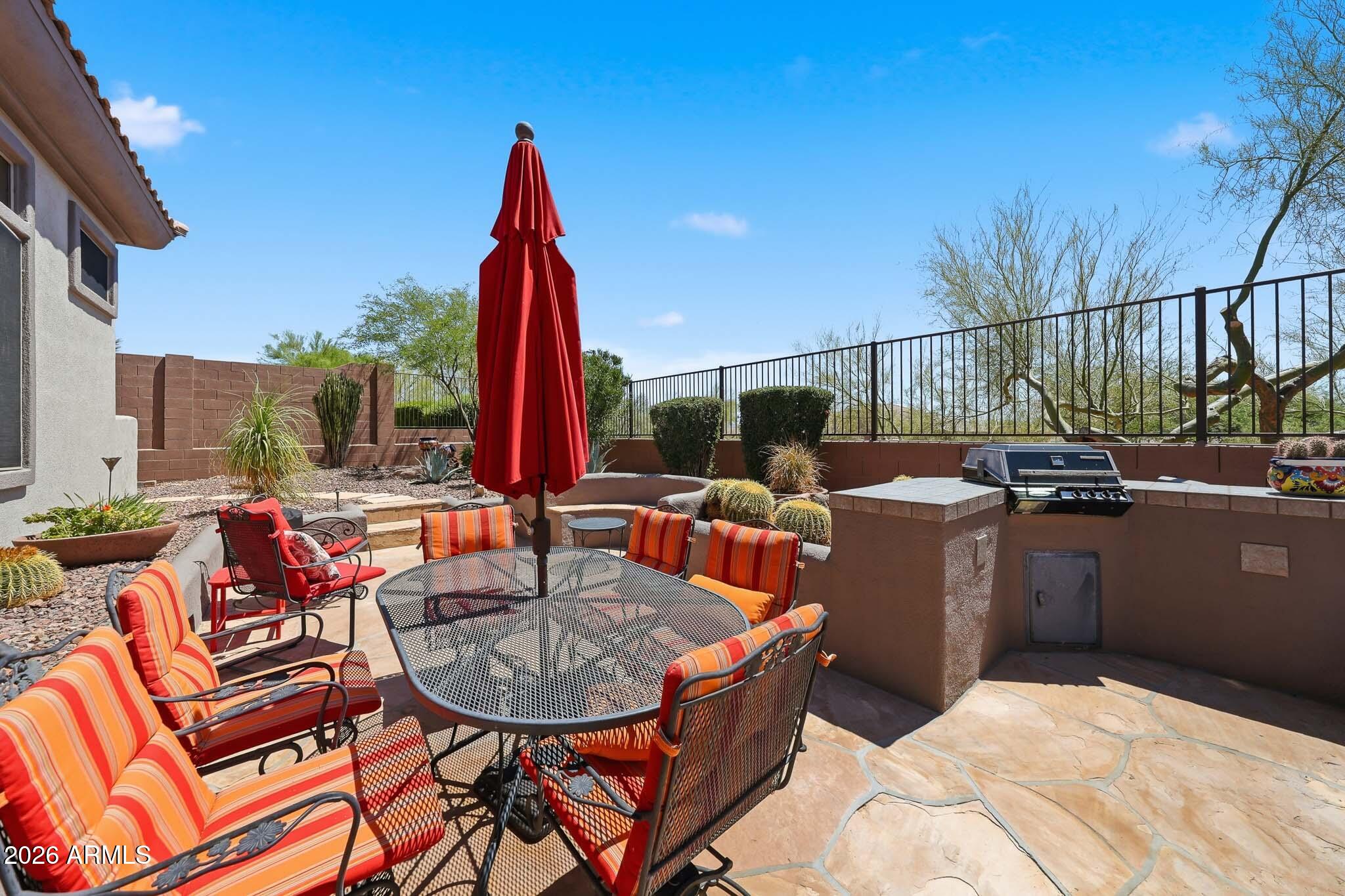 2223 W HAZELHURST Court