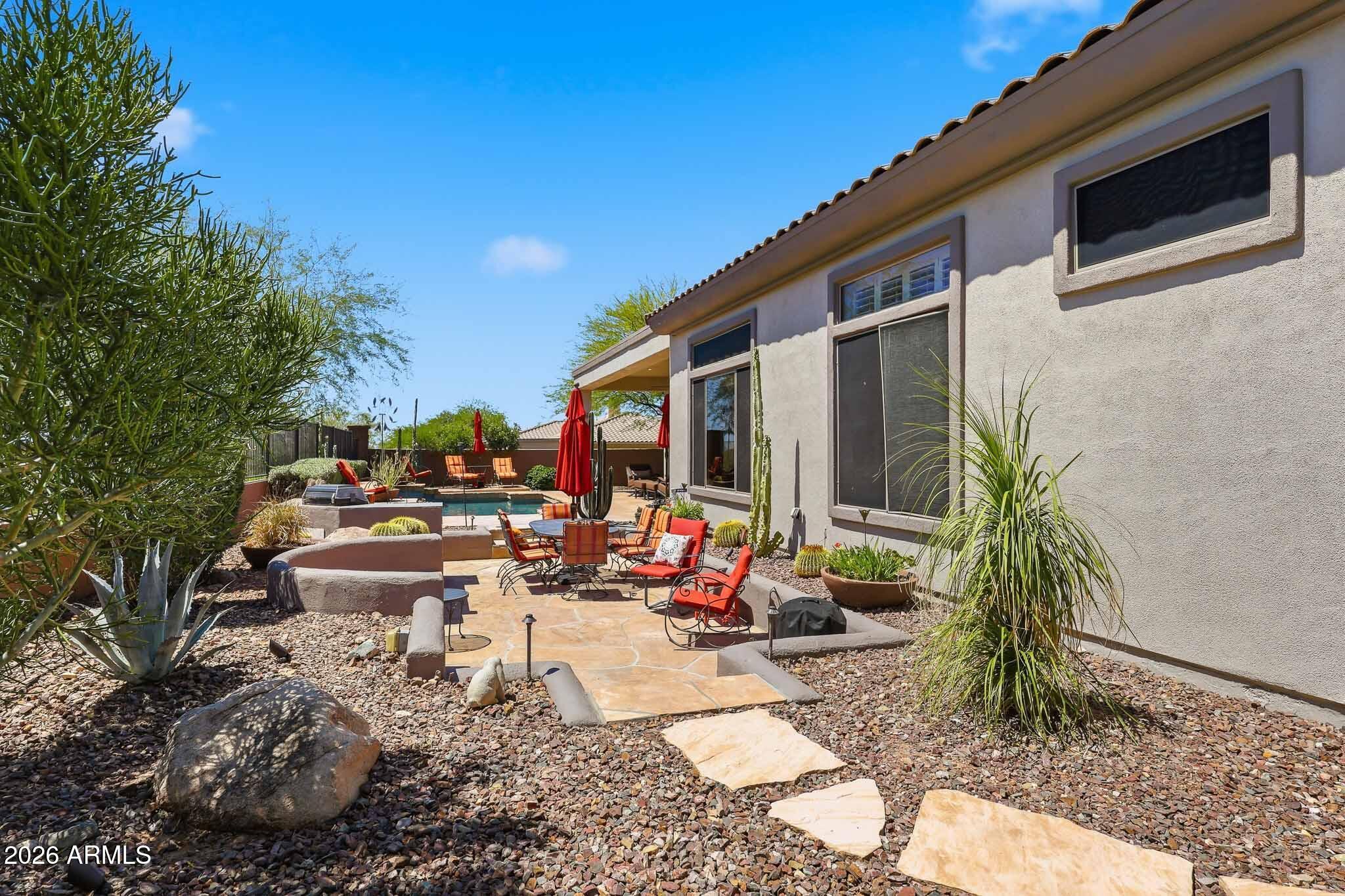 2223 W HAZELHURST Court