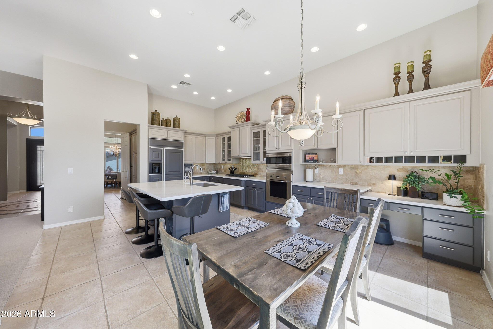2223 W HAZELHURST Court