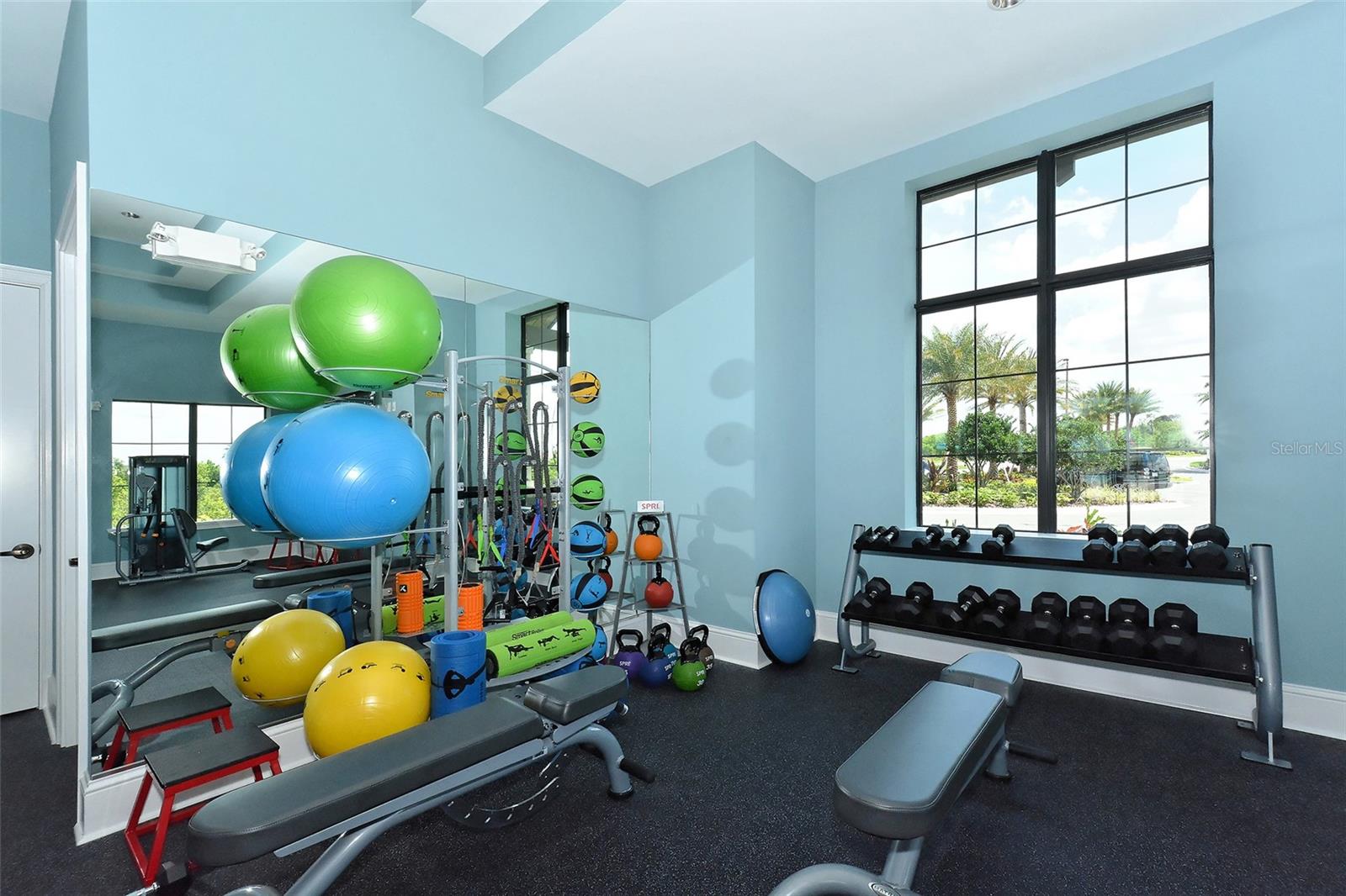 14717 LEOPARD CREEK PL