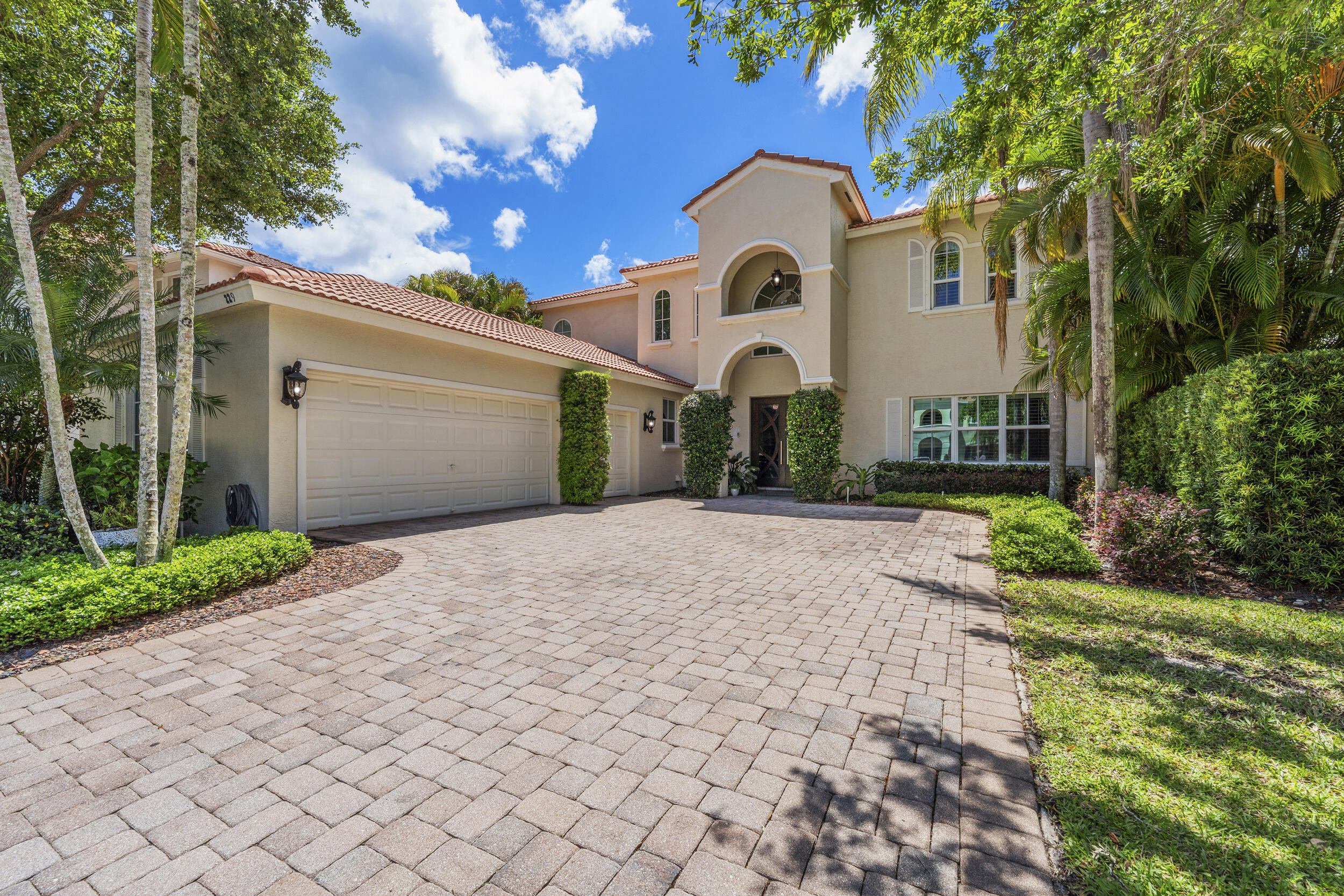 229 Sedona Way