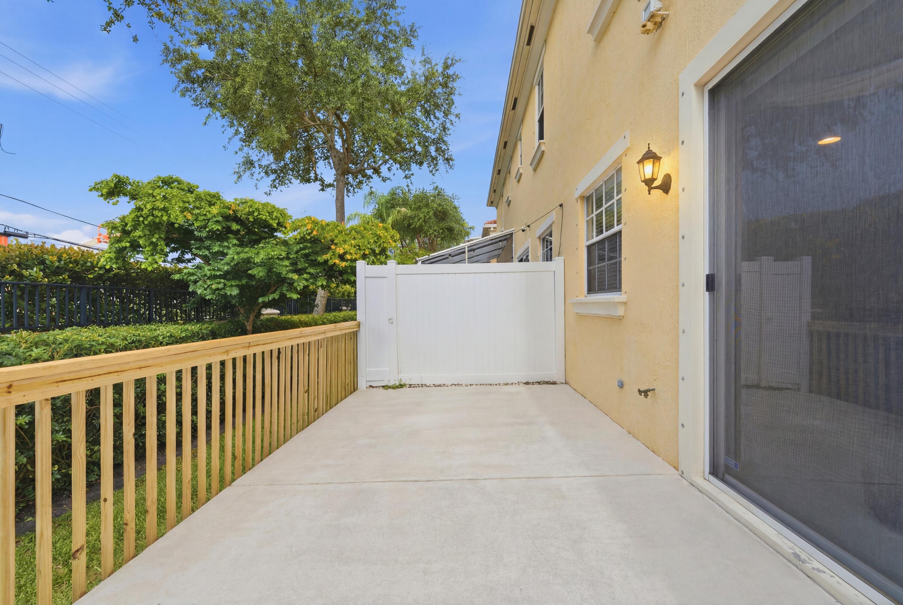 556 Marbella Circle