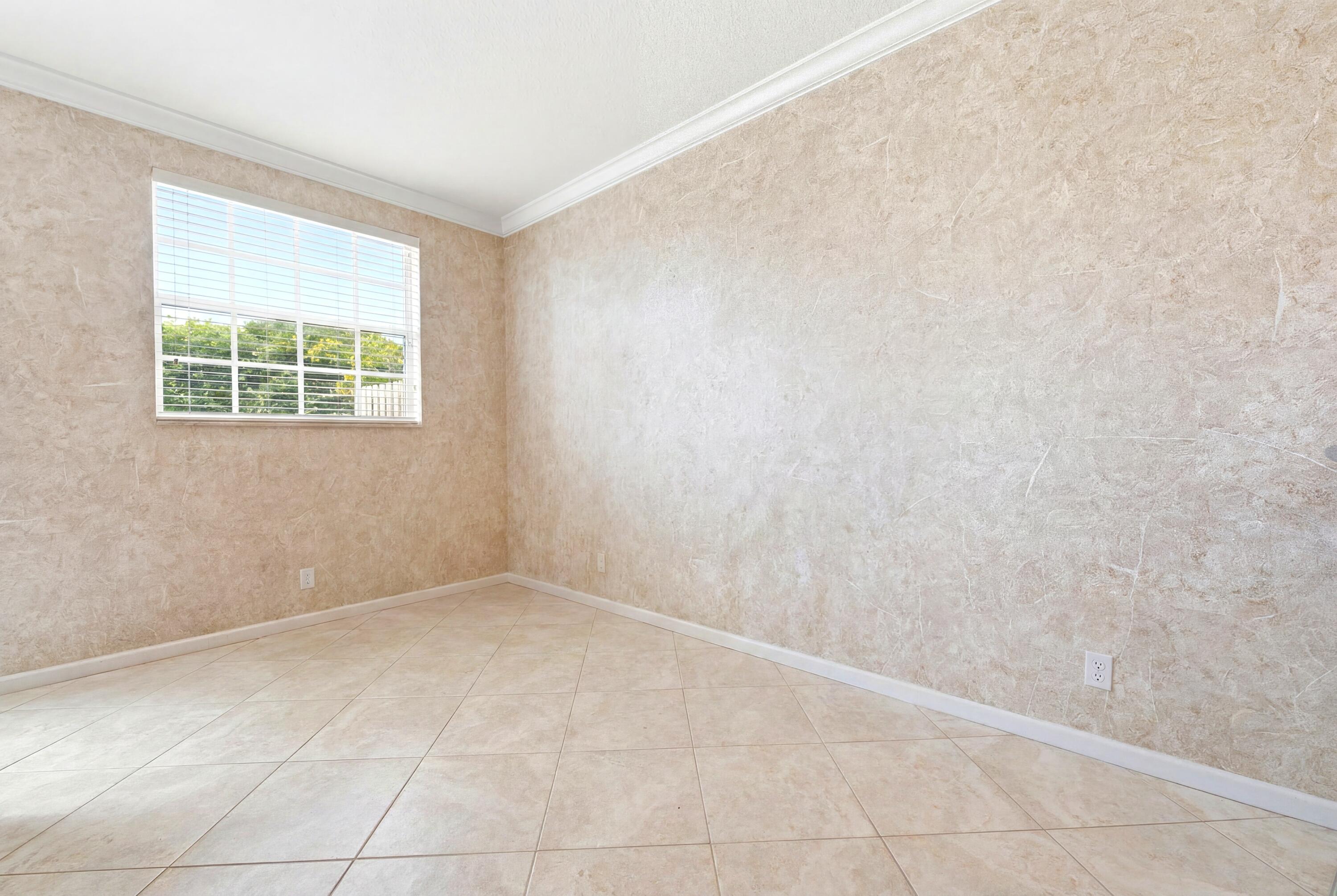 556 Marbella Circle