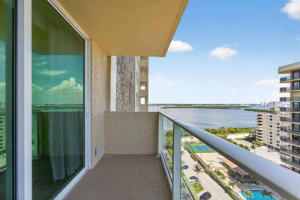 5440 N OCEAN Drive 1404