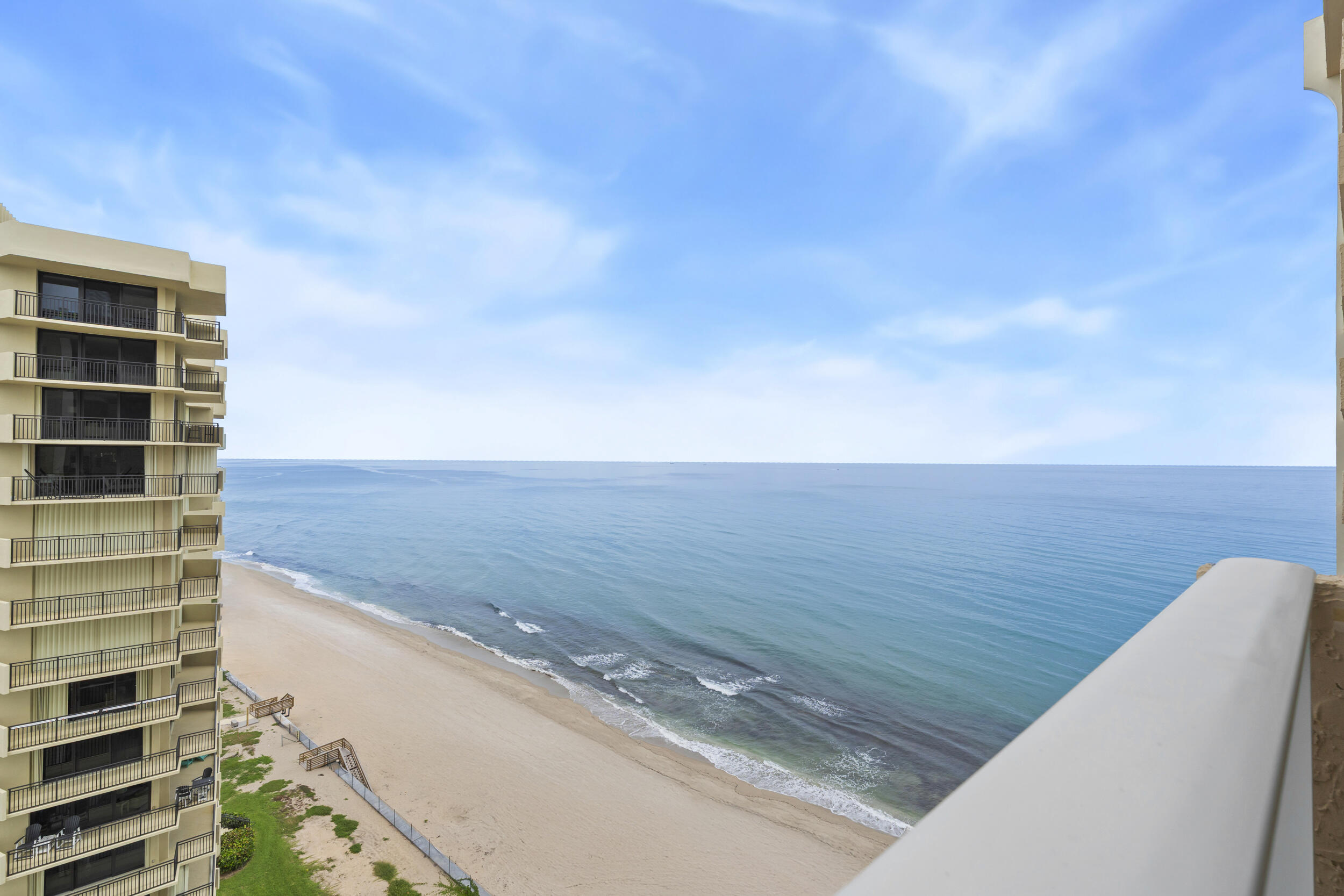 5440 N OCEAN Drive 1404