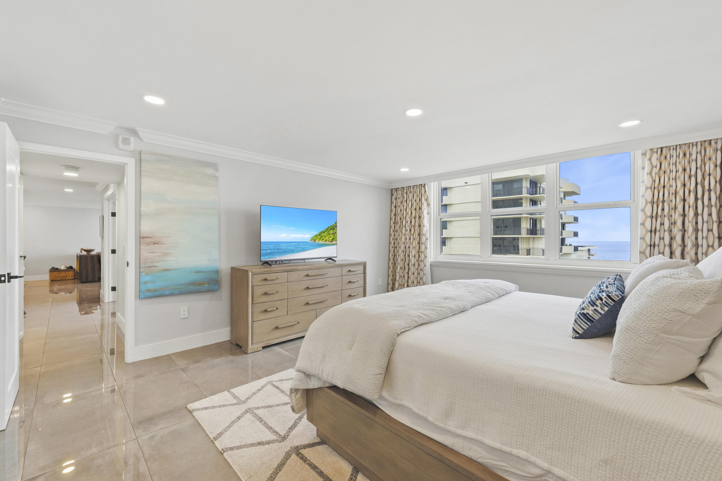 5440 N OCEAN Drive 1404