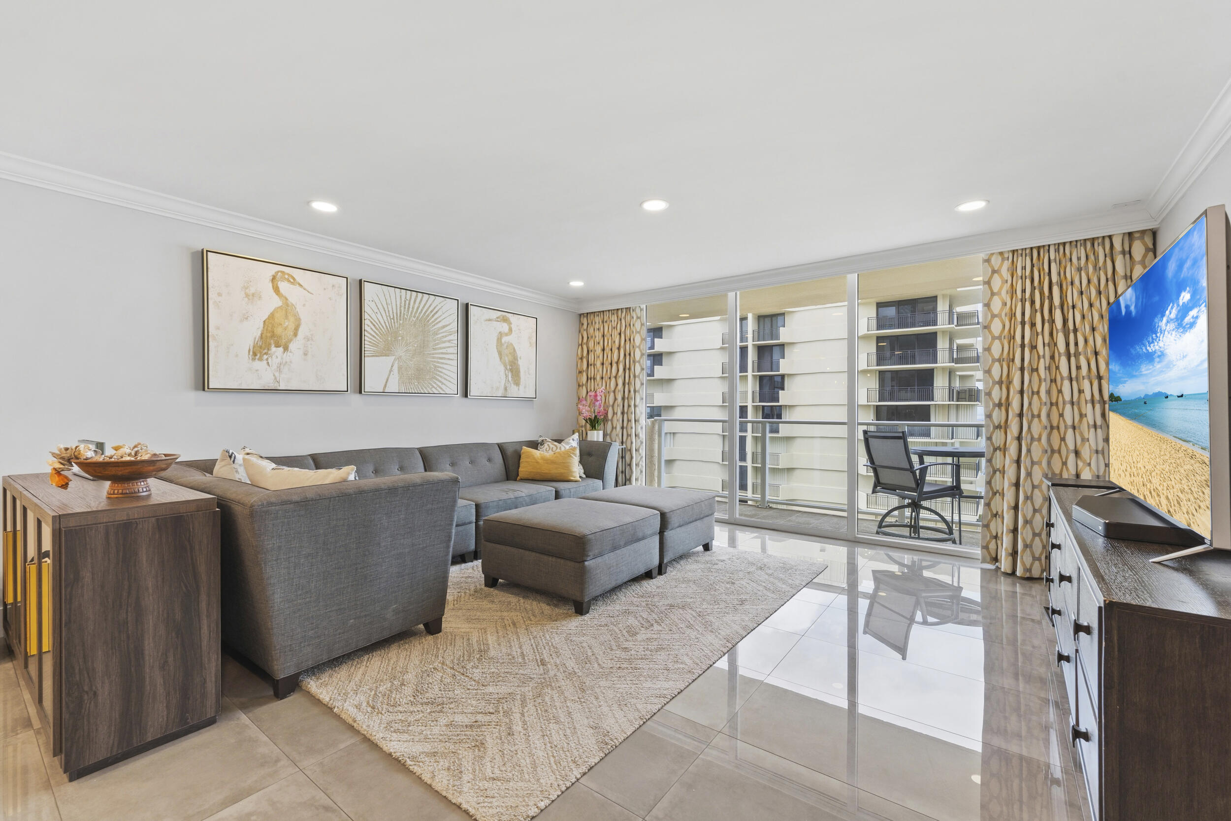 5440 N OCEAN Drive 1404