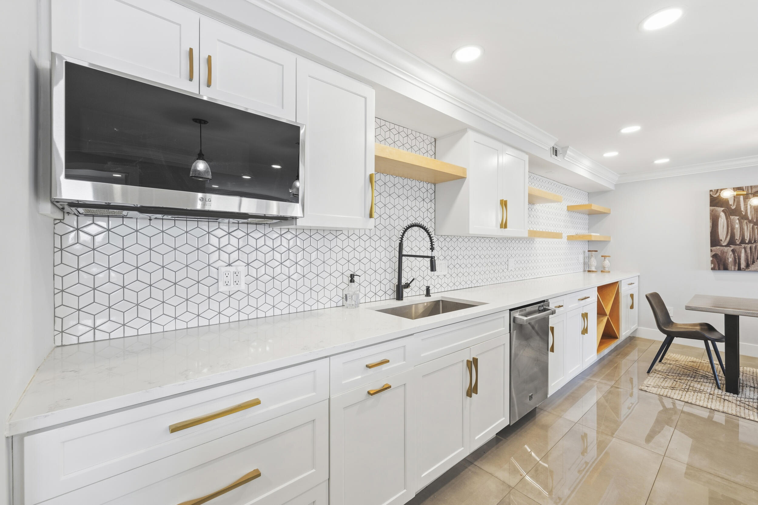 5440 N OCEAN Drive 1404