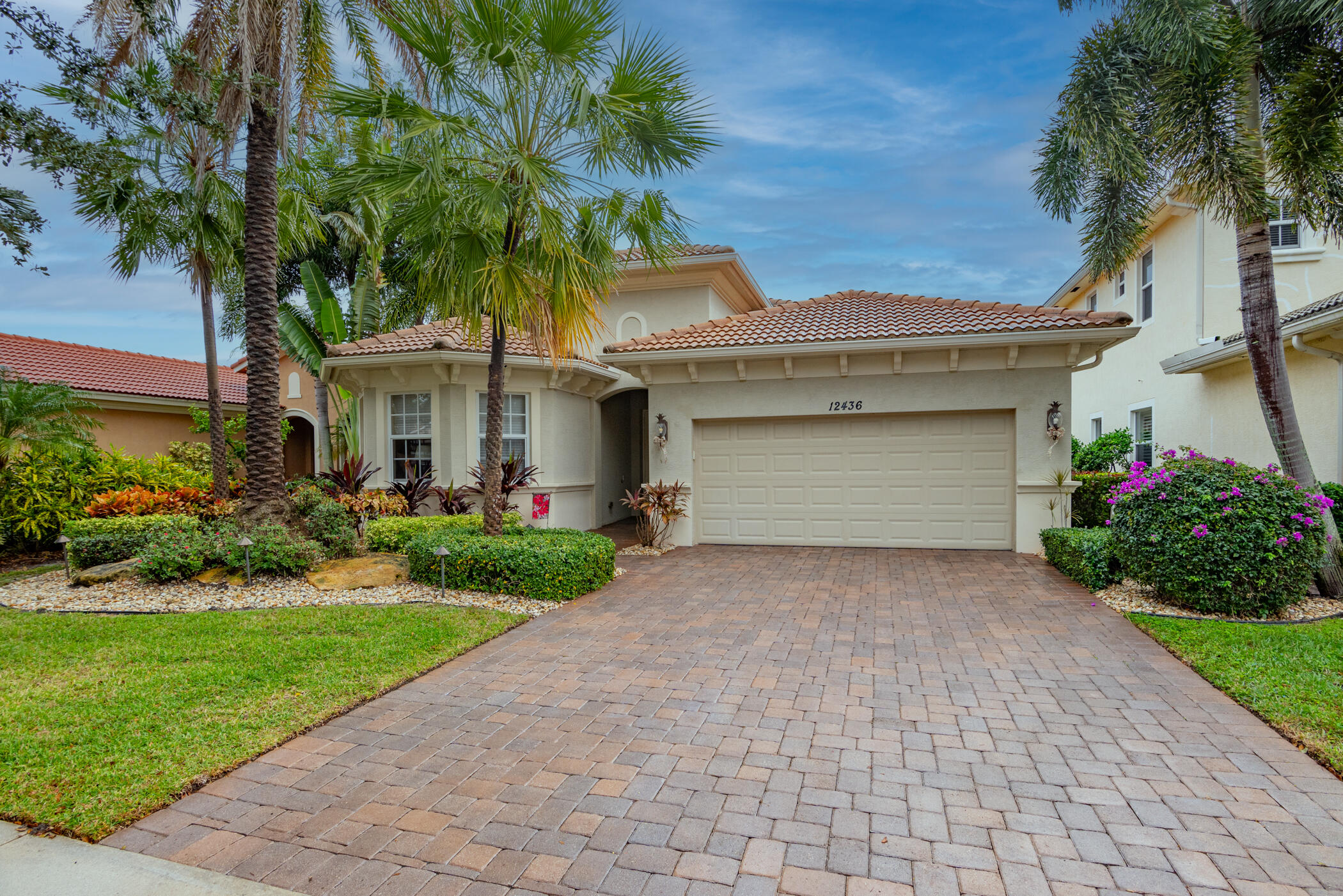 12436 Aviles Circle