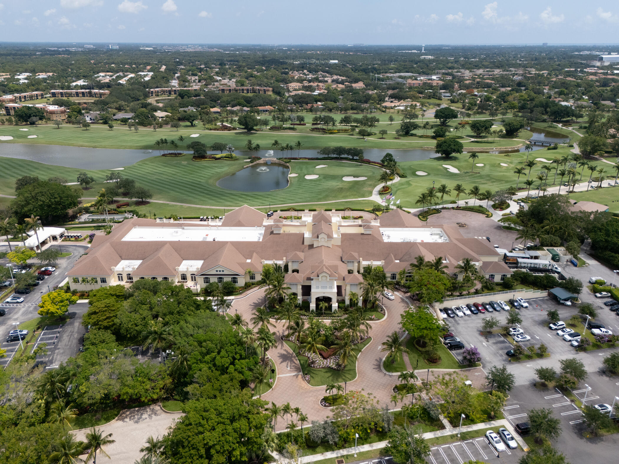 123 Grand Palm Way
