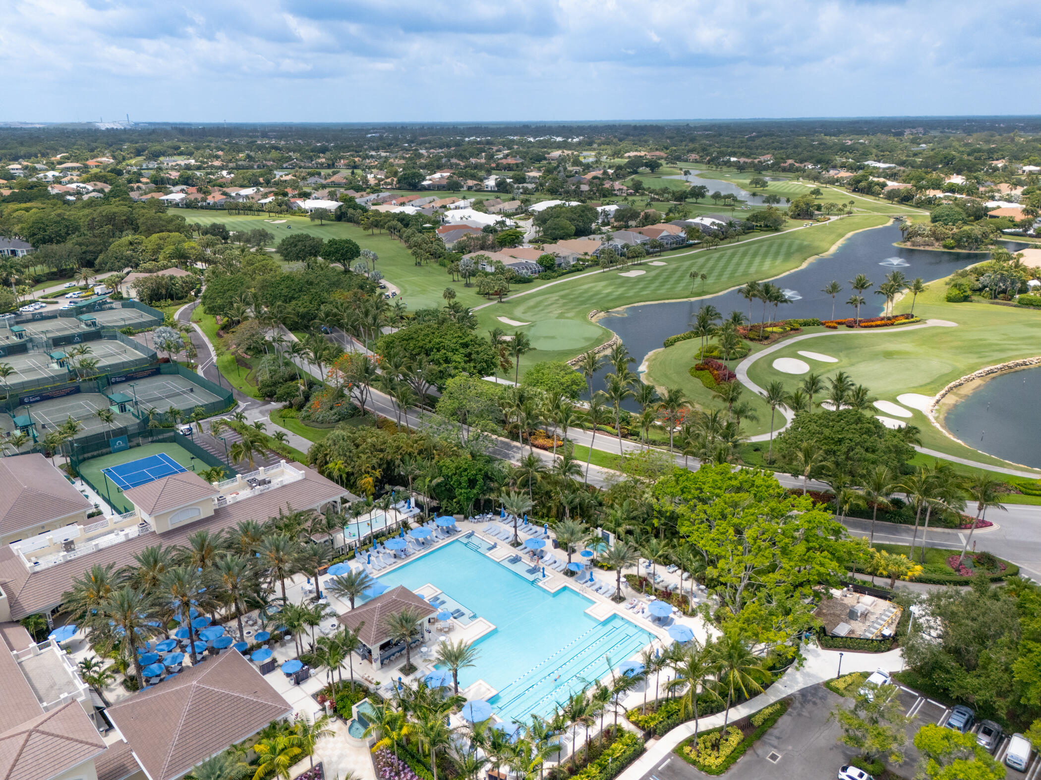 123 Grand Palm Way
