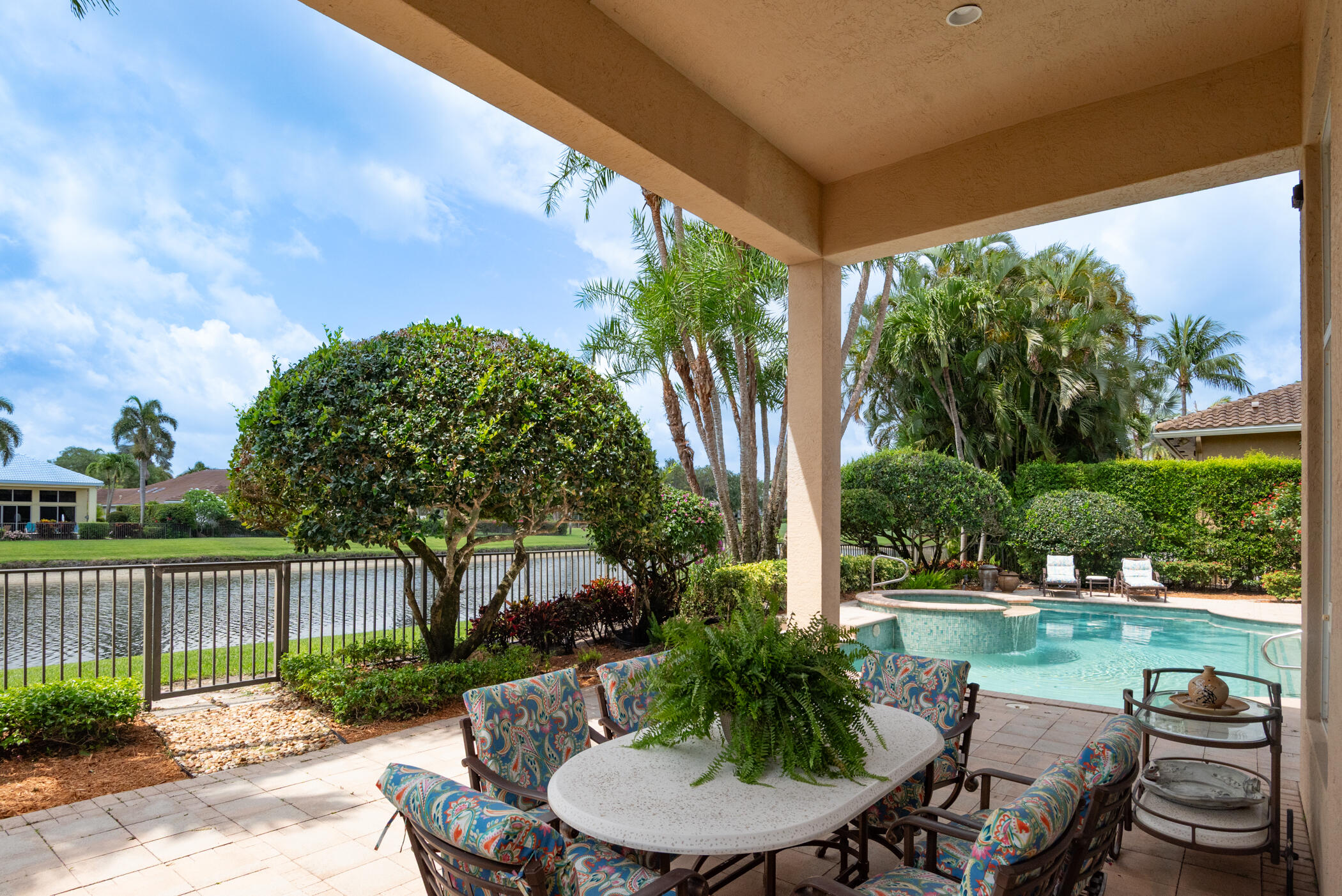 123 Grand Palm Way
