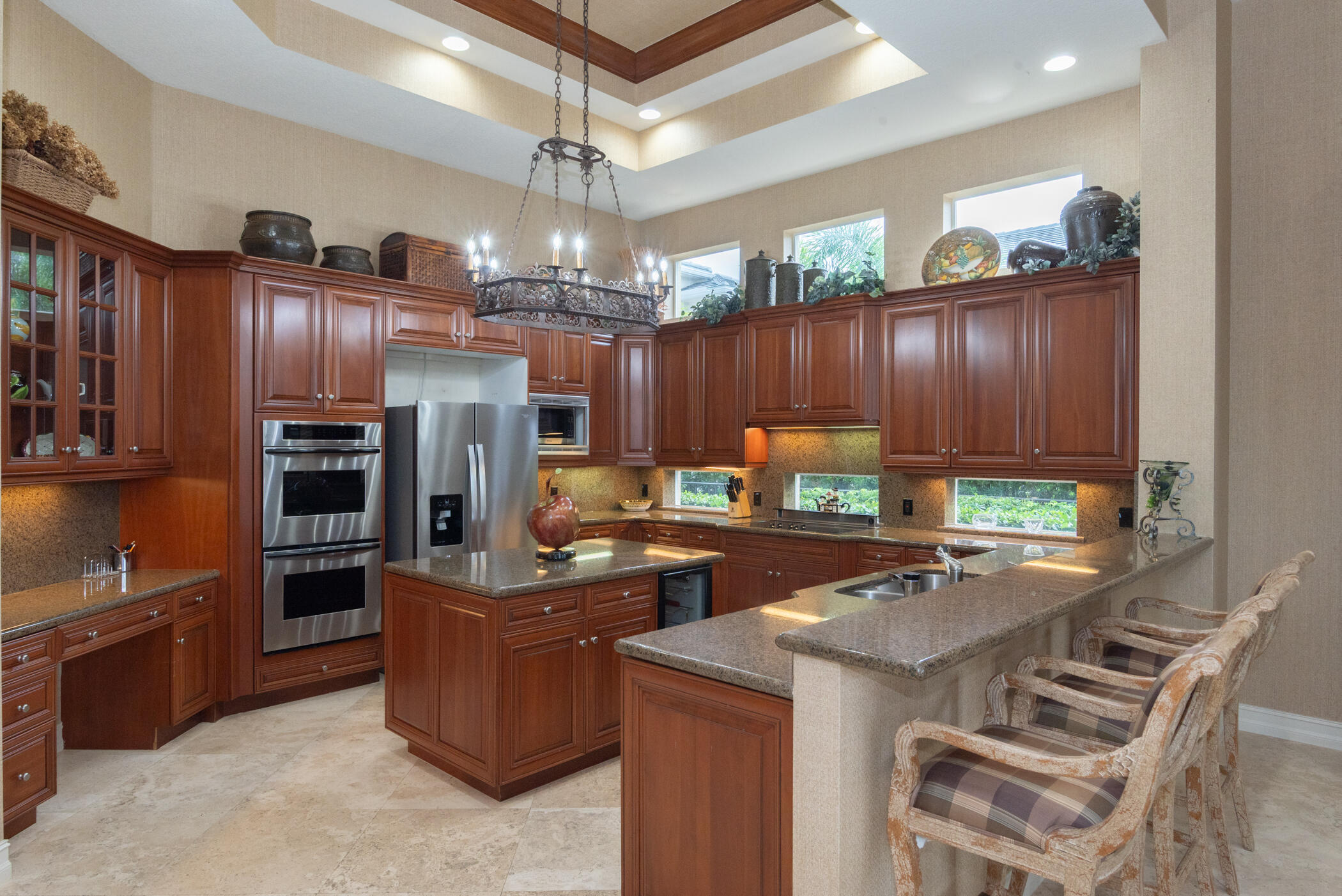 123 Grand Palm Way