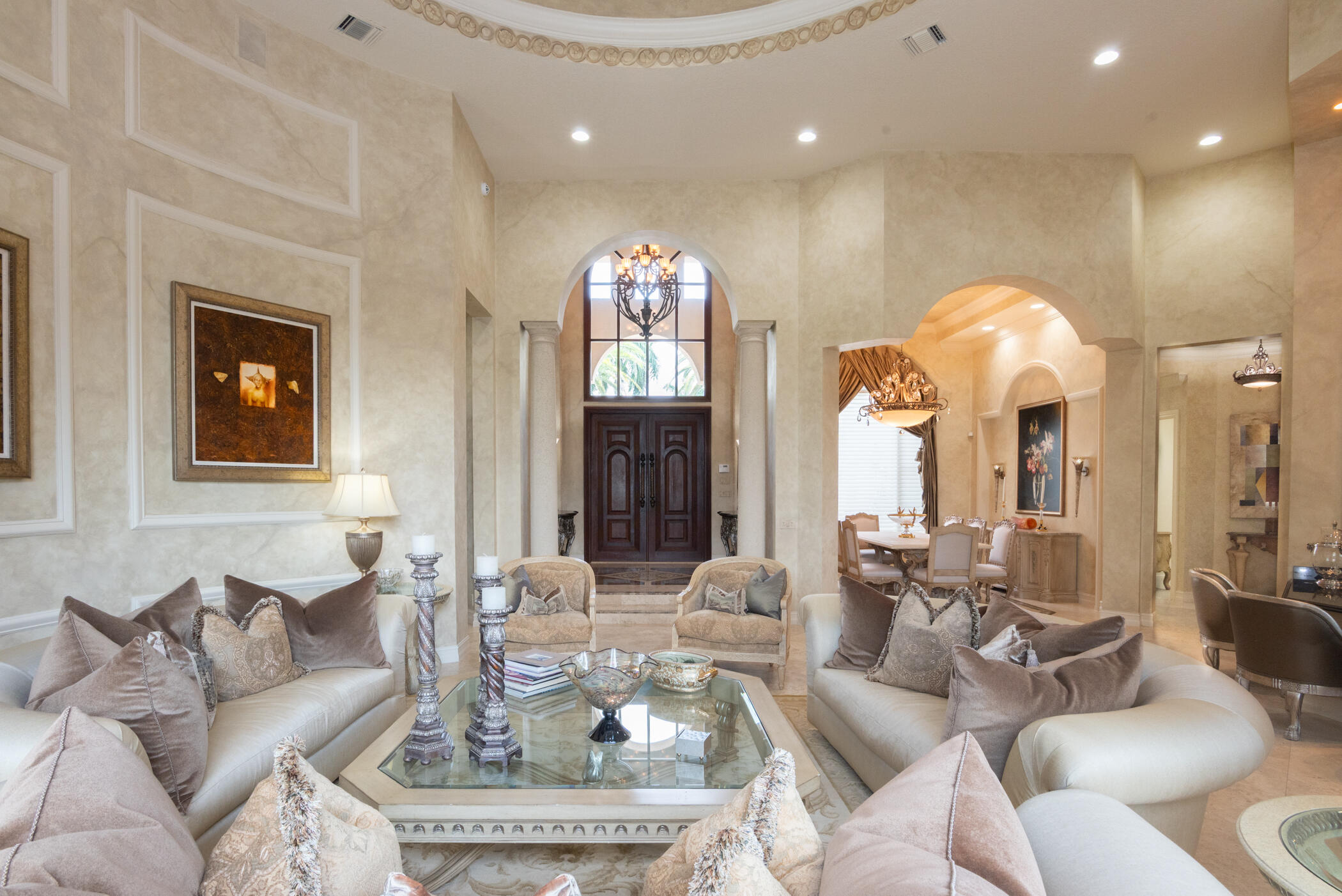 123 Grand Palm Way