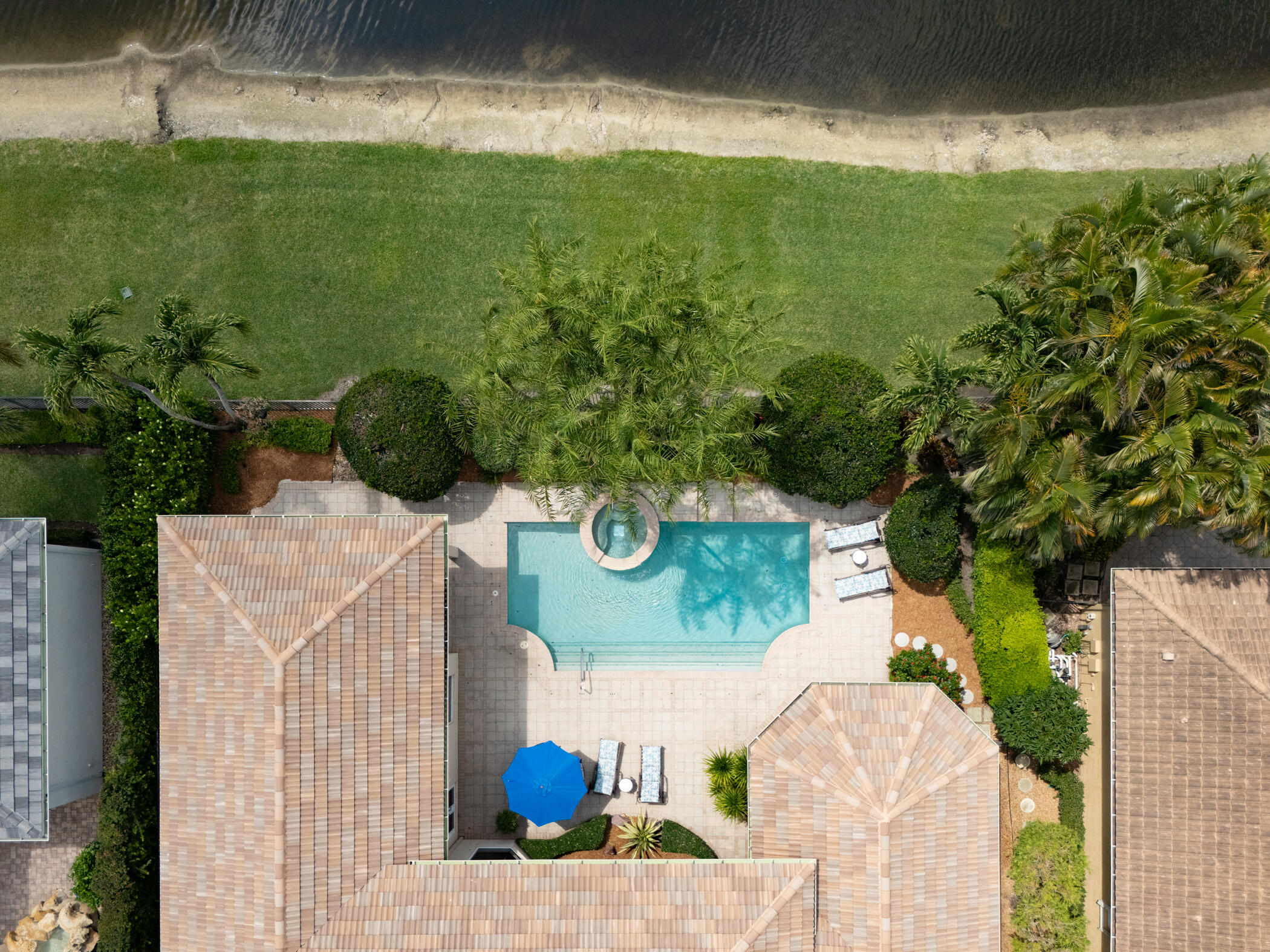 123 Grand Palm Way