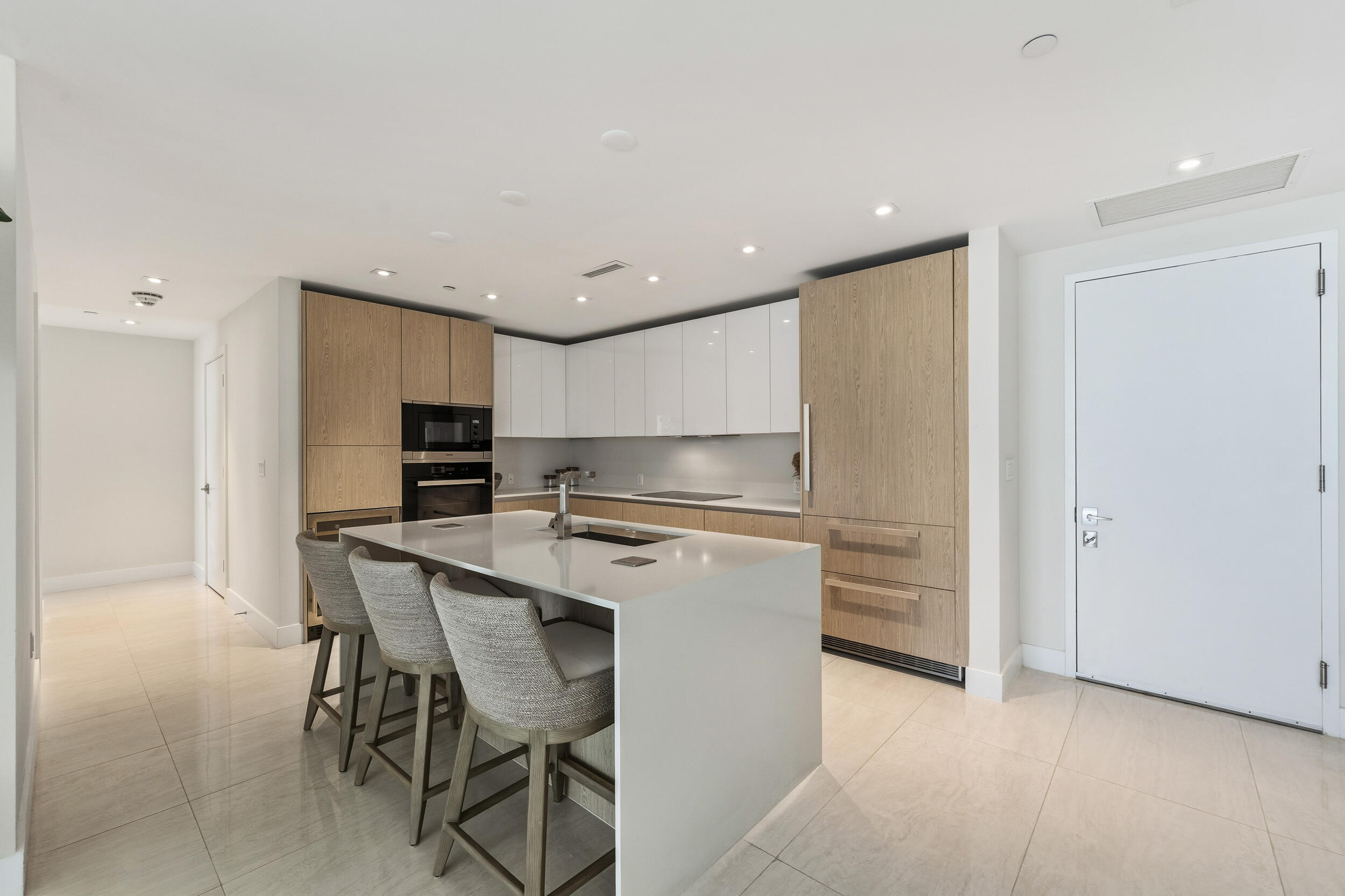 3100 N Ocean Drive 1804 P