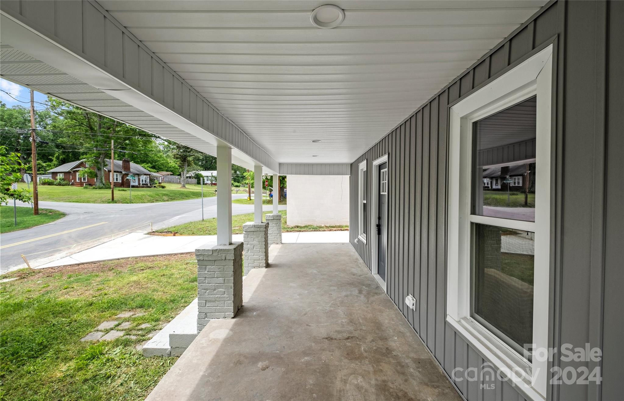 110 Swink Street SW