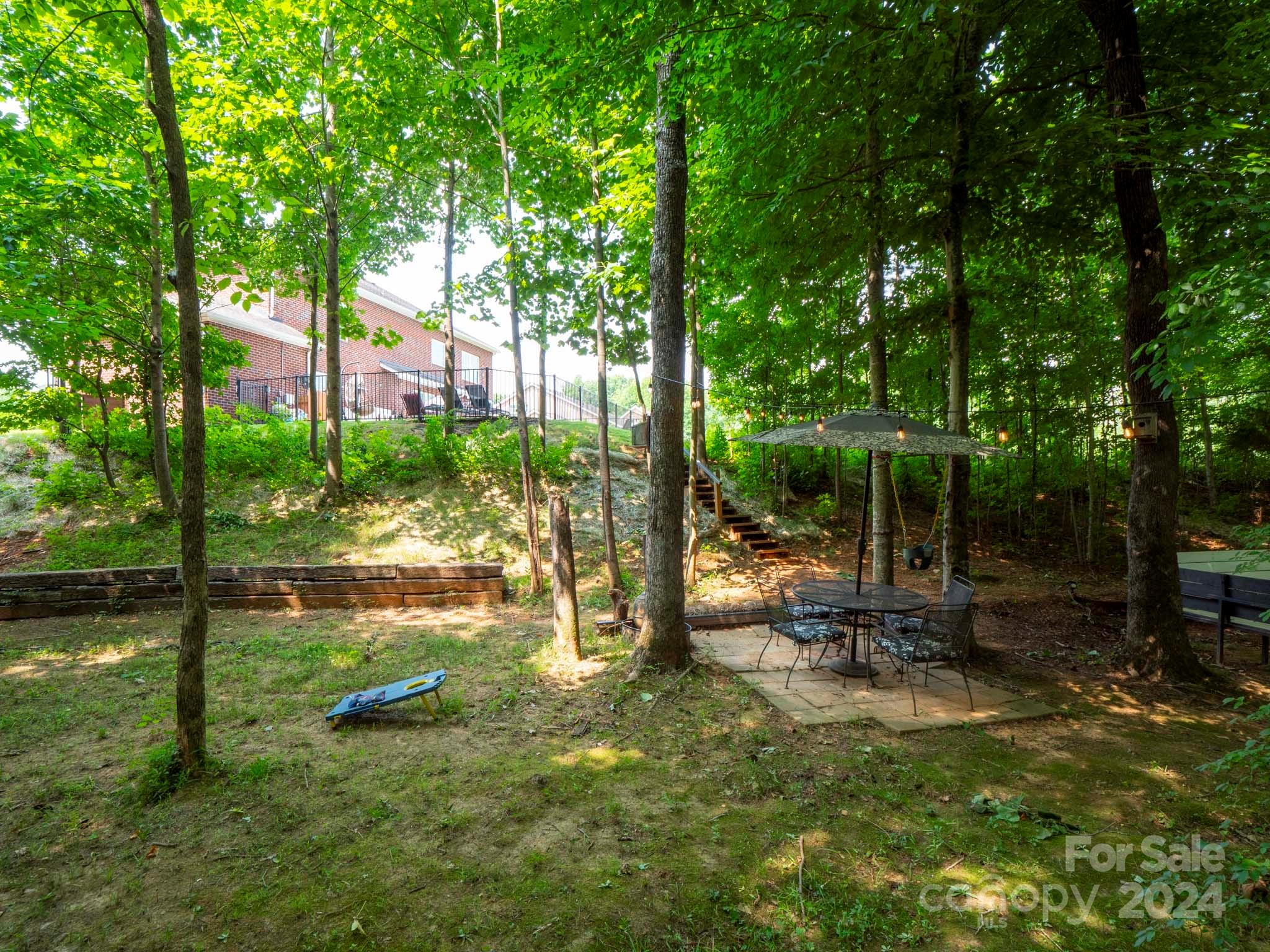 3800 Bronte Lane