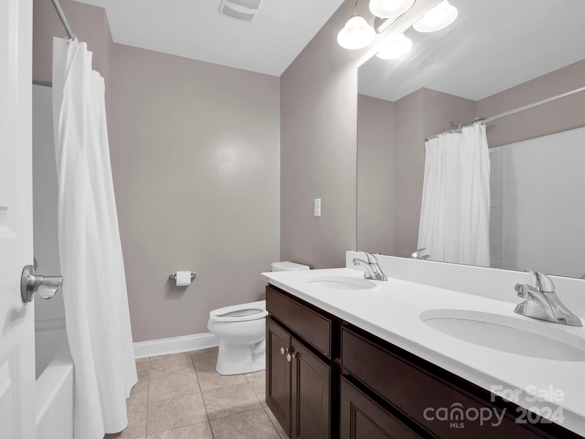 3800 Bronte Lane
