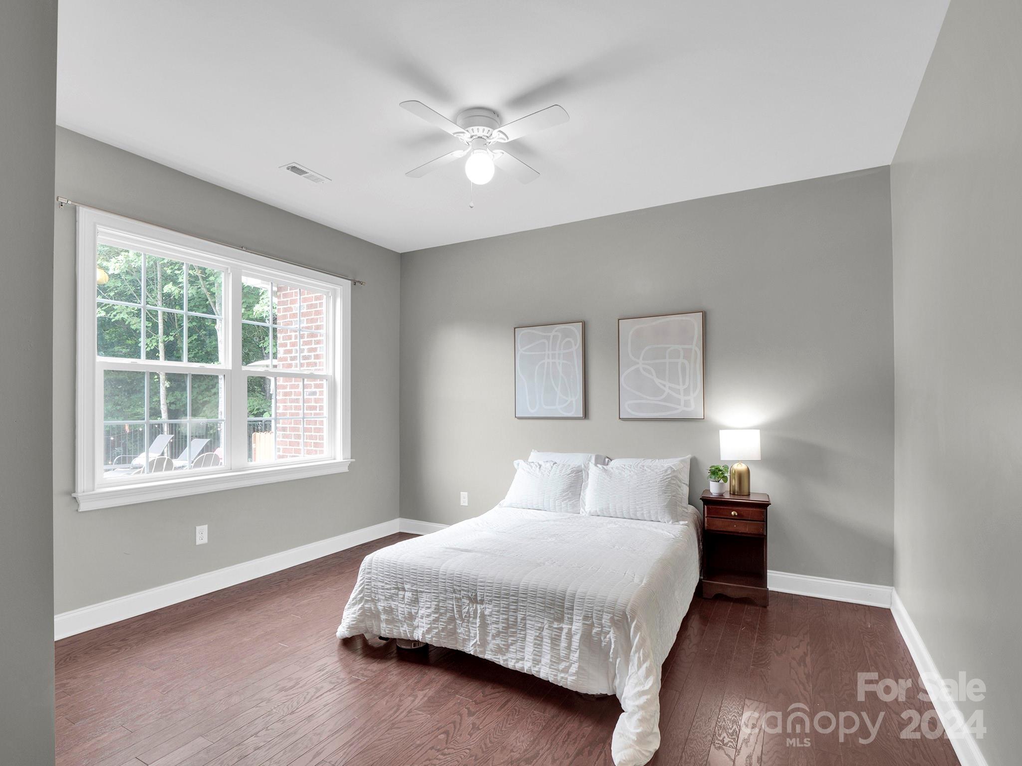 3800 Bronte Lane