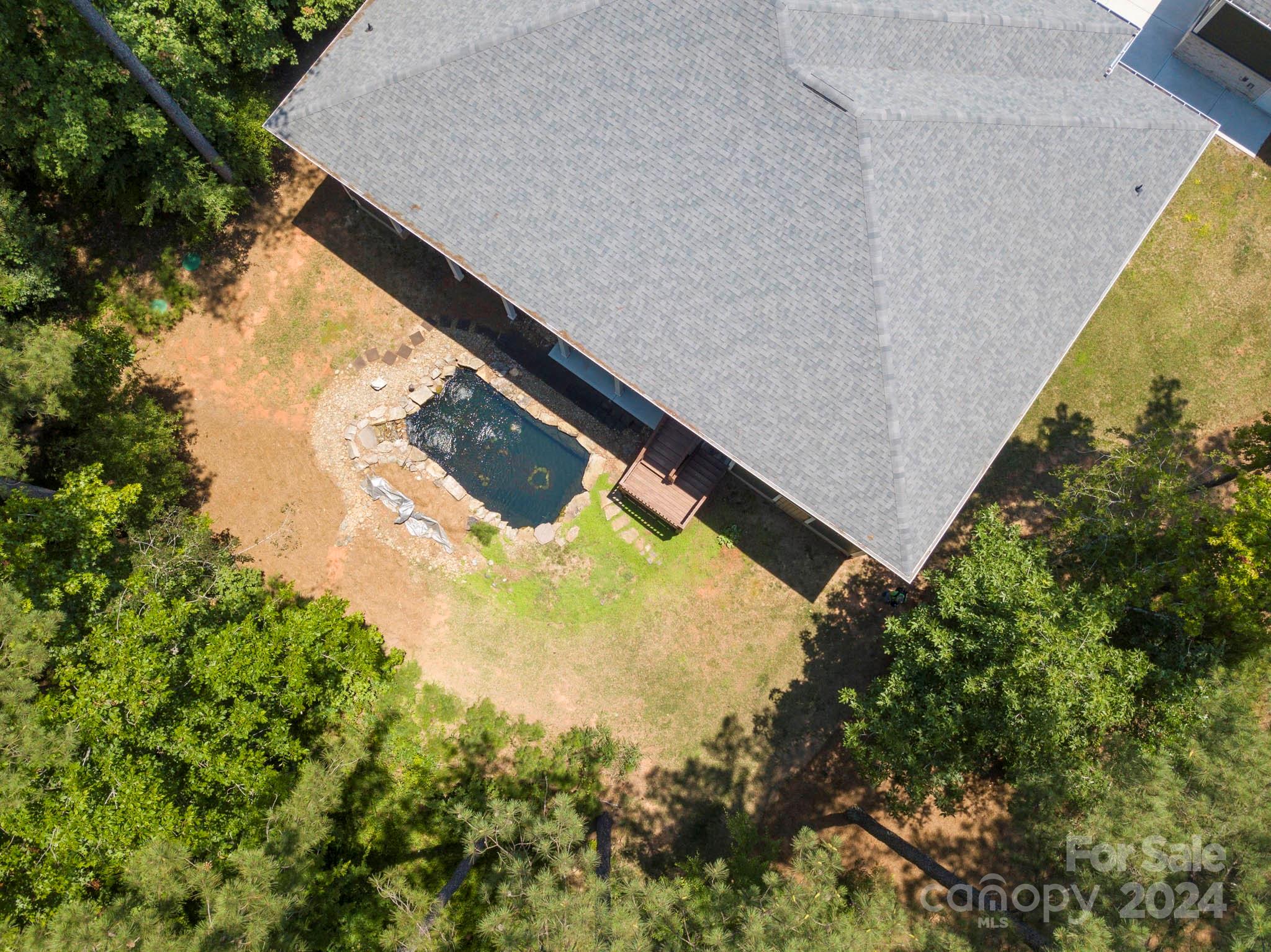 6062 Chimney Bluff Road