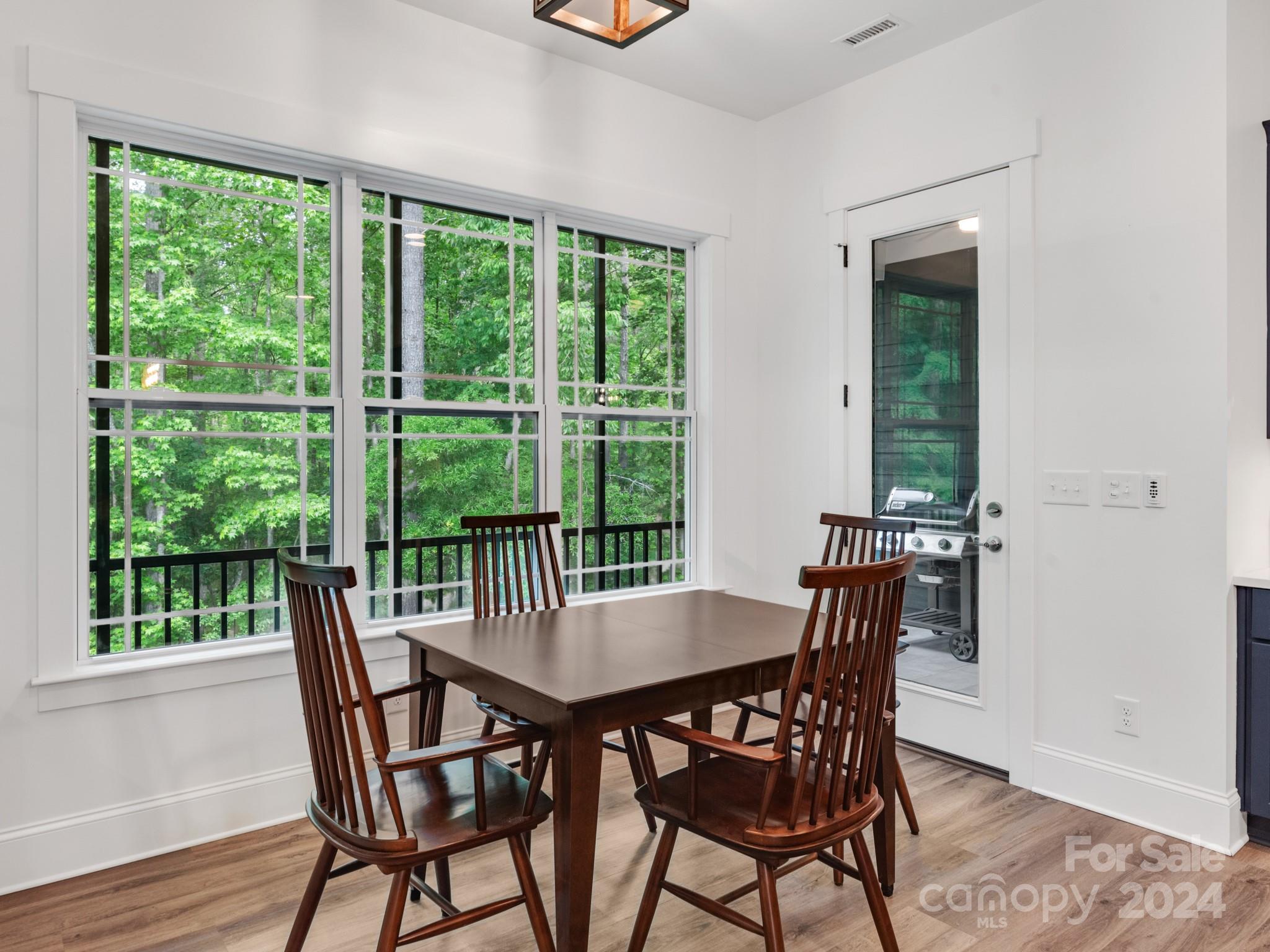 6062 Chimney Bluff Road
