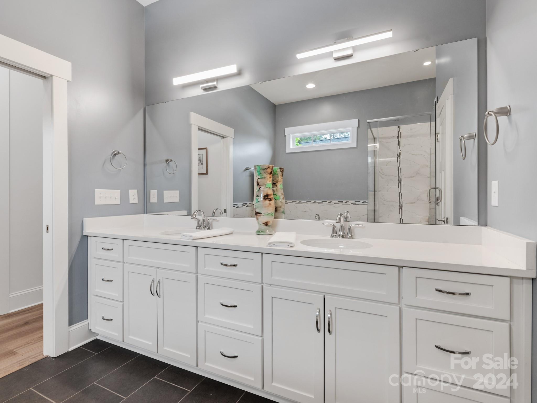 6062 Chimney Bluff Road