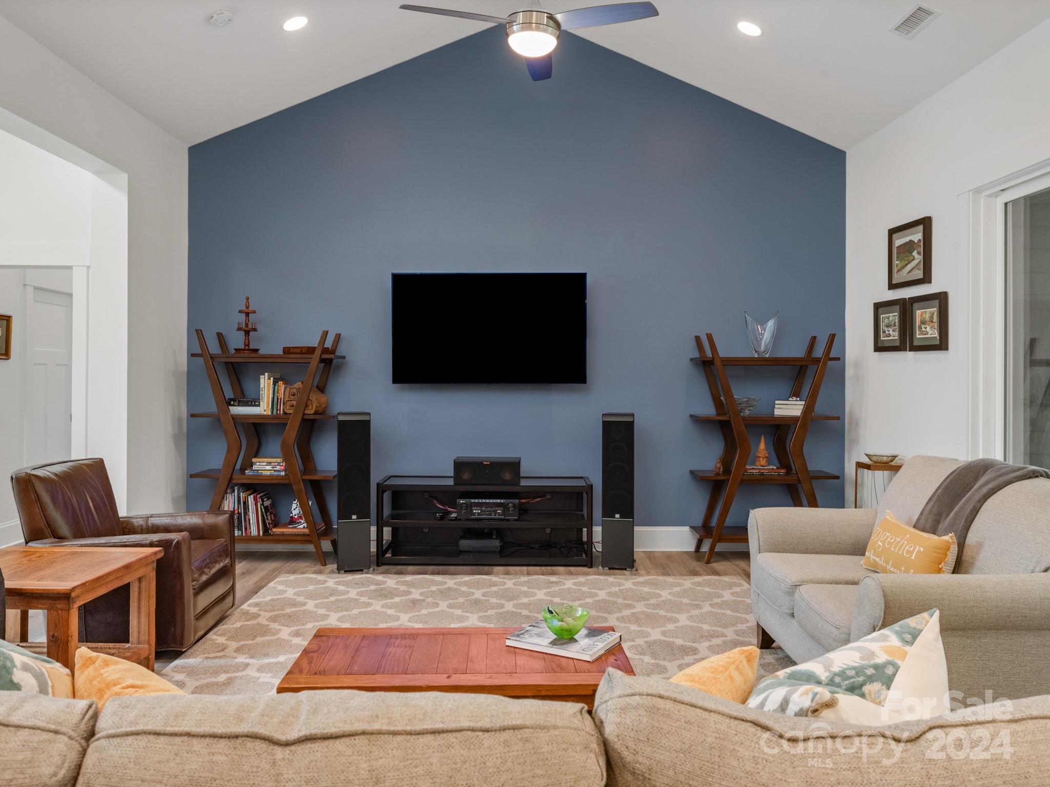 6062 Chimney Bluff Road