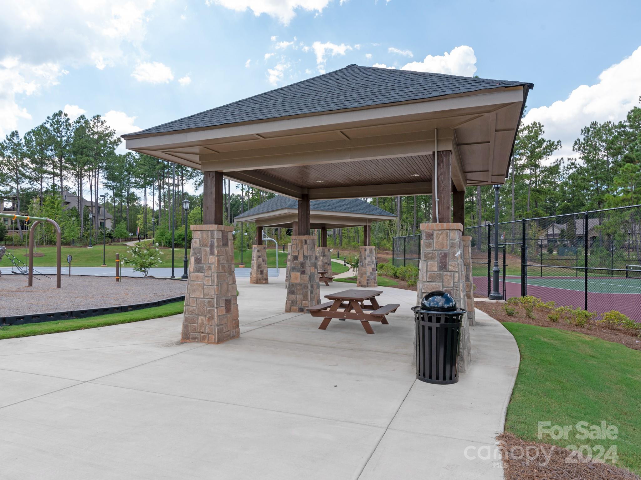 6062 Chimney Bluff Road
