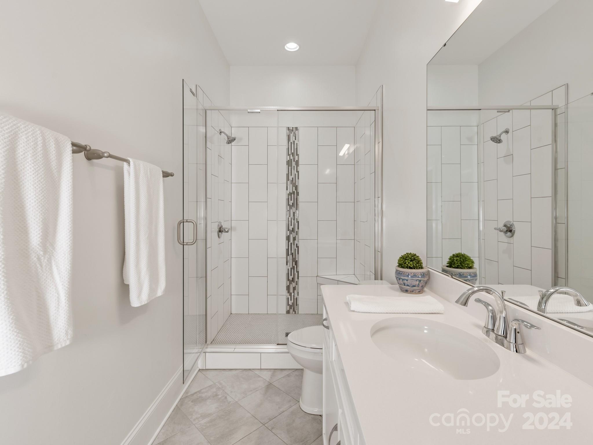 6062 Chimney Bluff Road