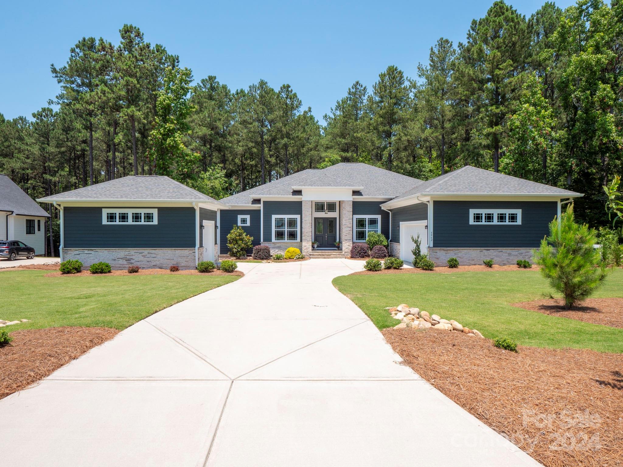 6062 Chimney Bluff Road