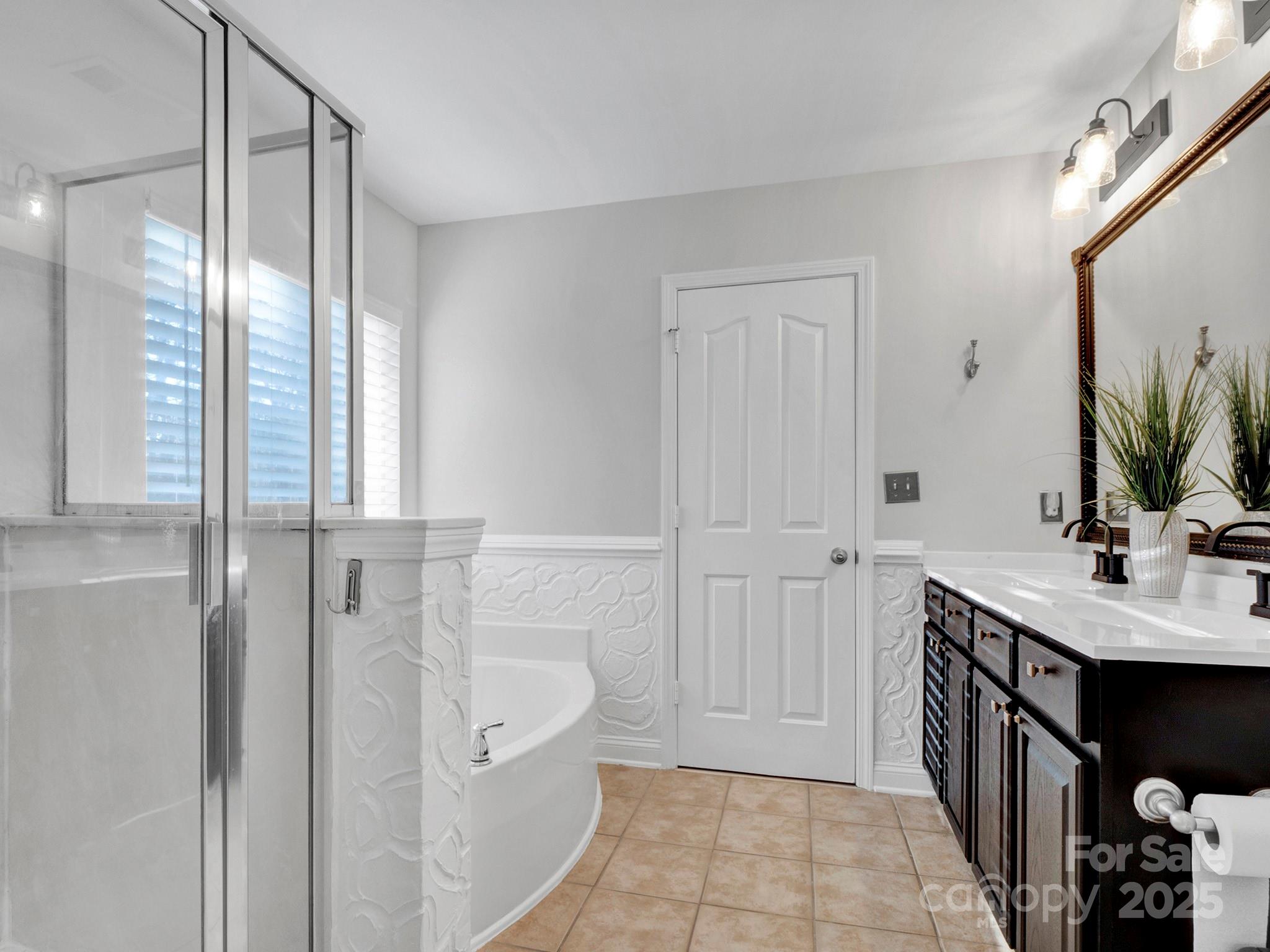 15634 Normans Landing Drive