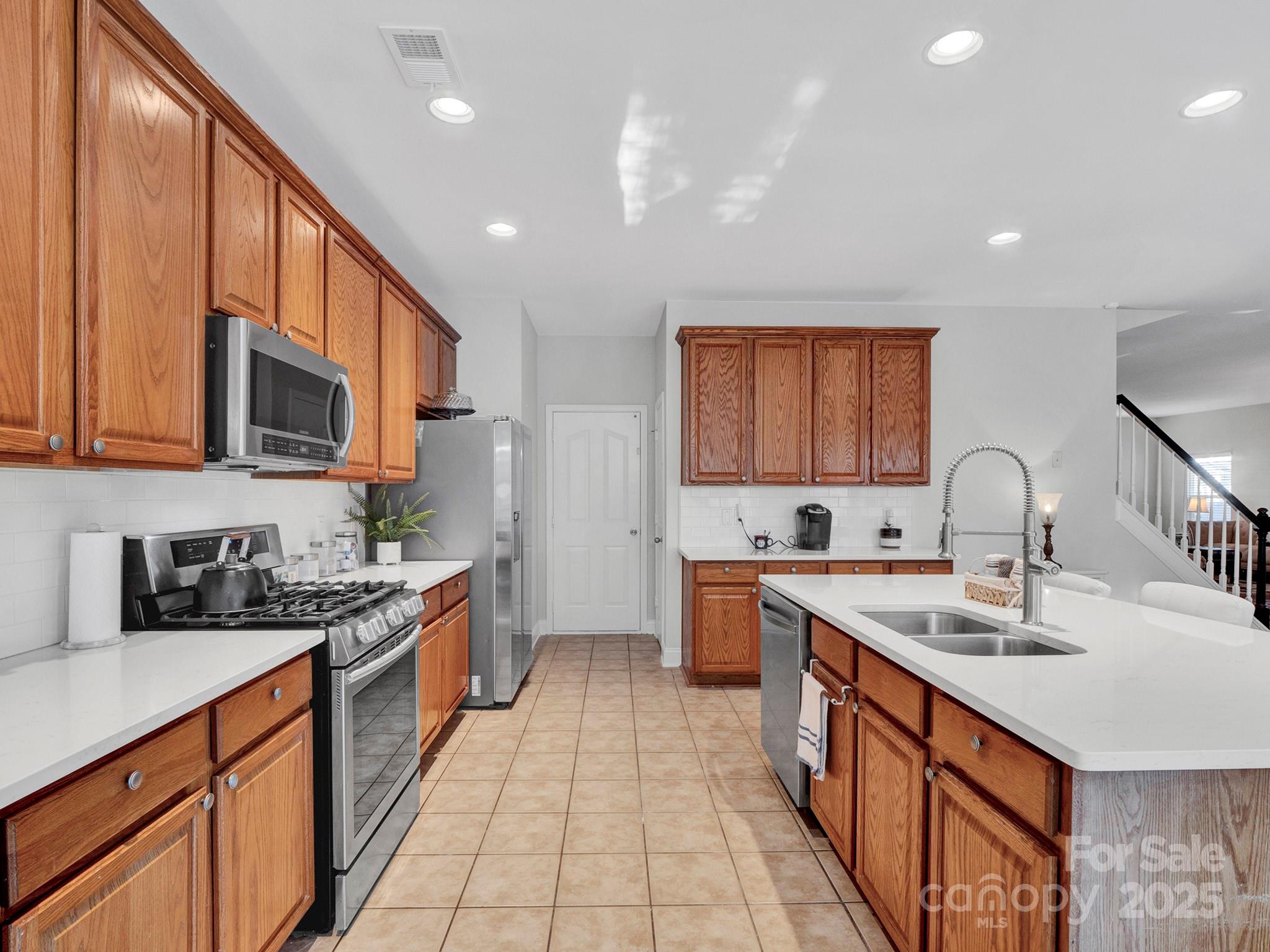 15634 Normans Landing Drive