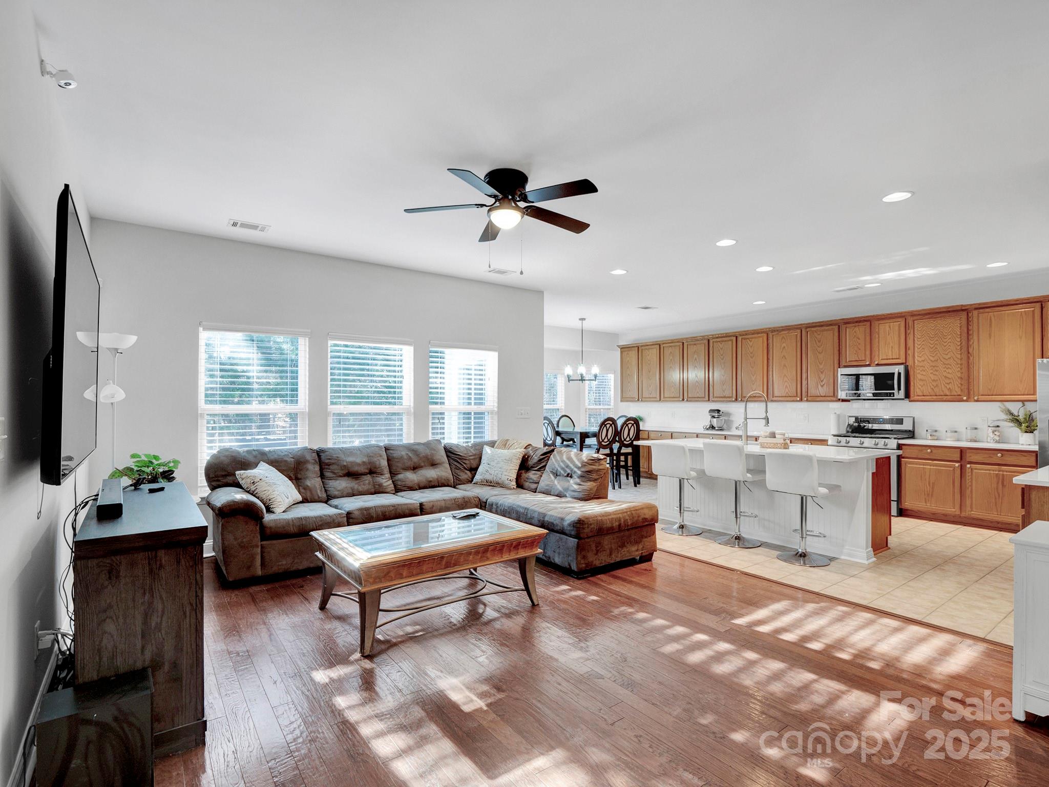 15634 Normans Landing Drive