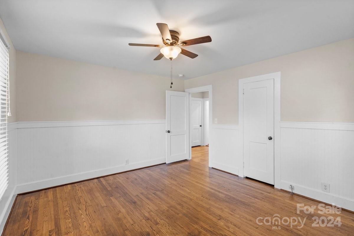 2705 Vale Avenue