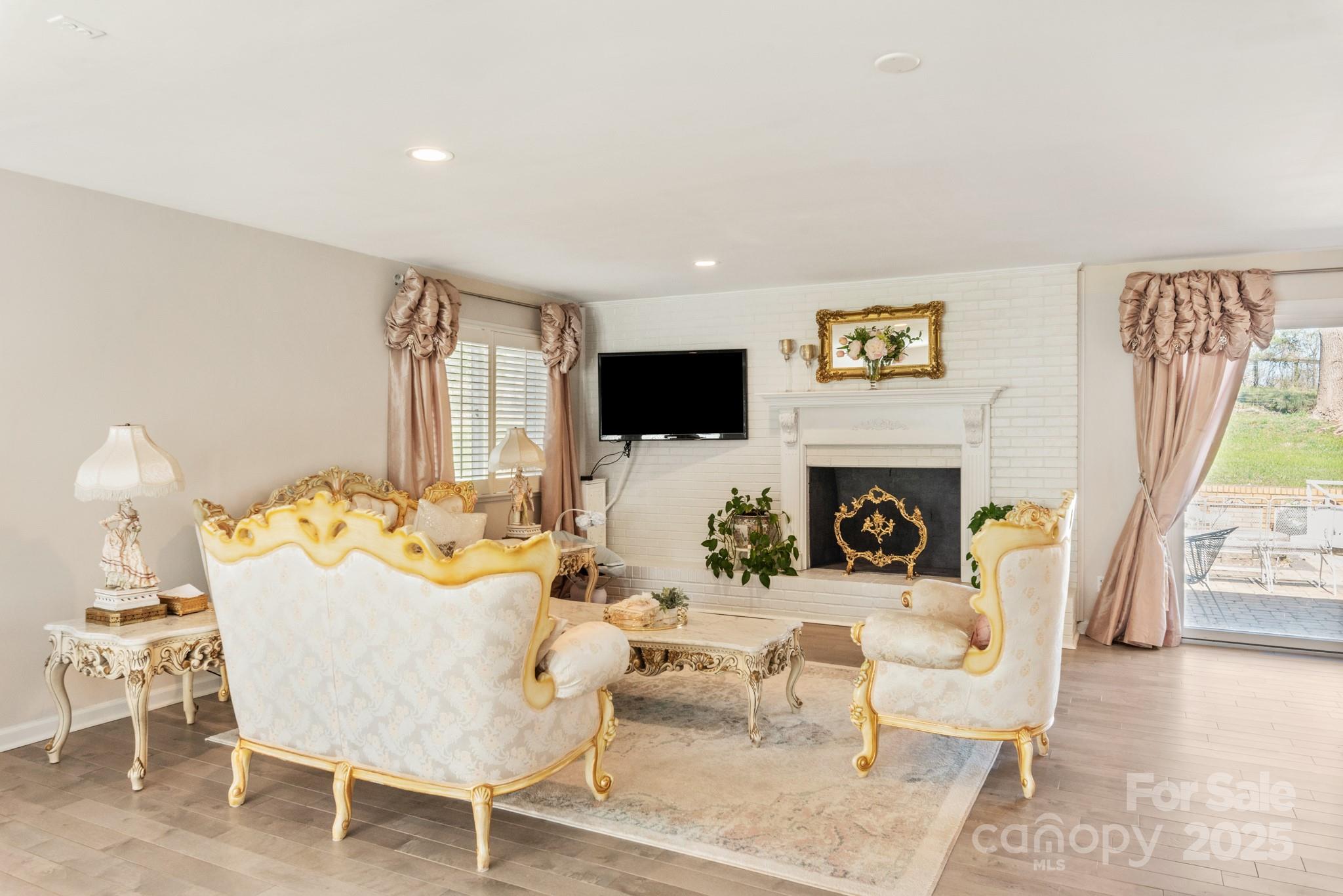 534 Kirby Lane