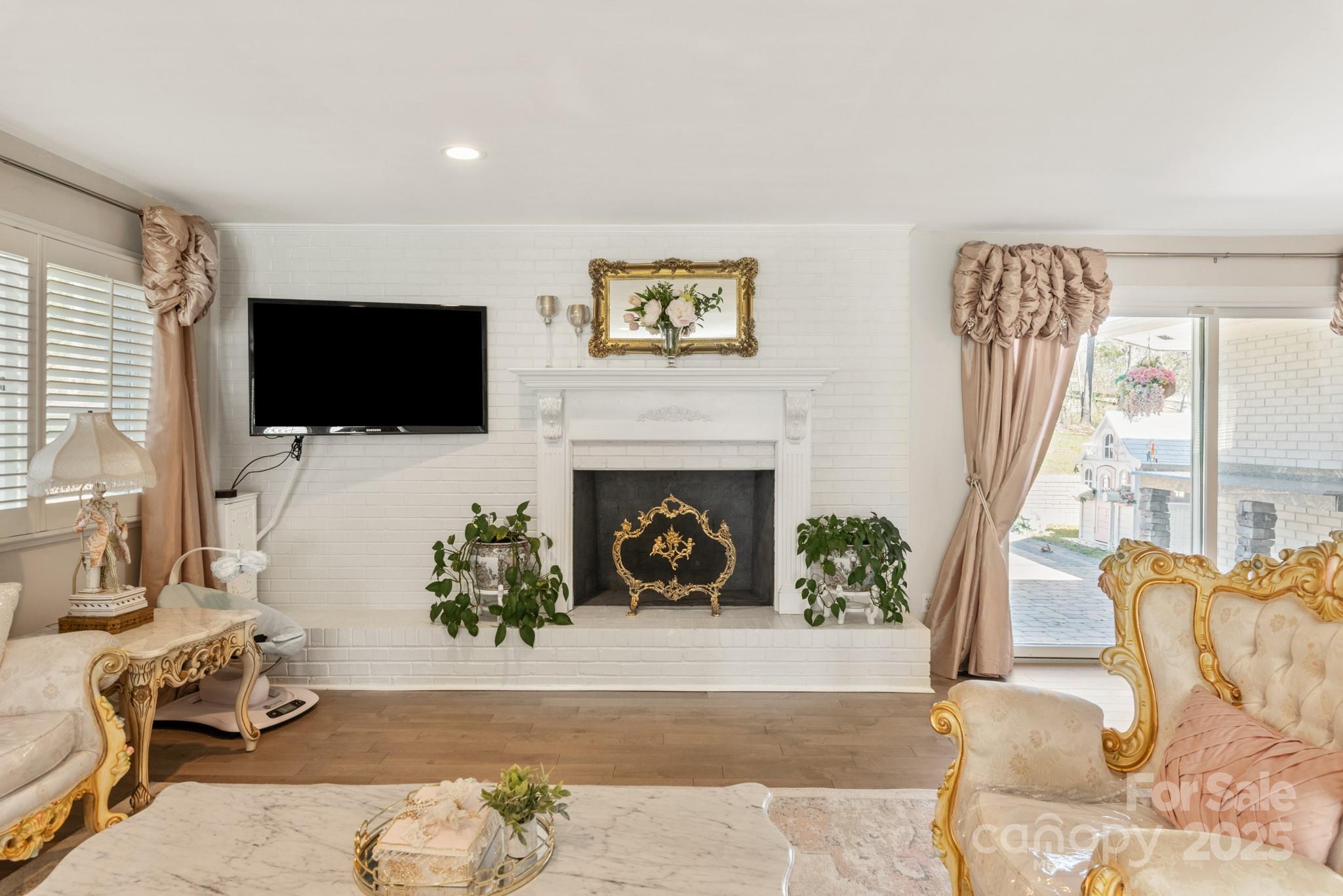 534 Kirby Lane