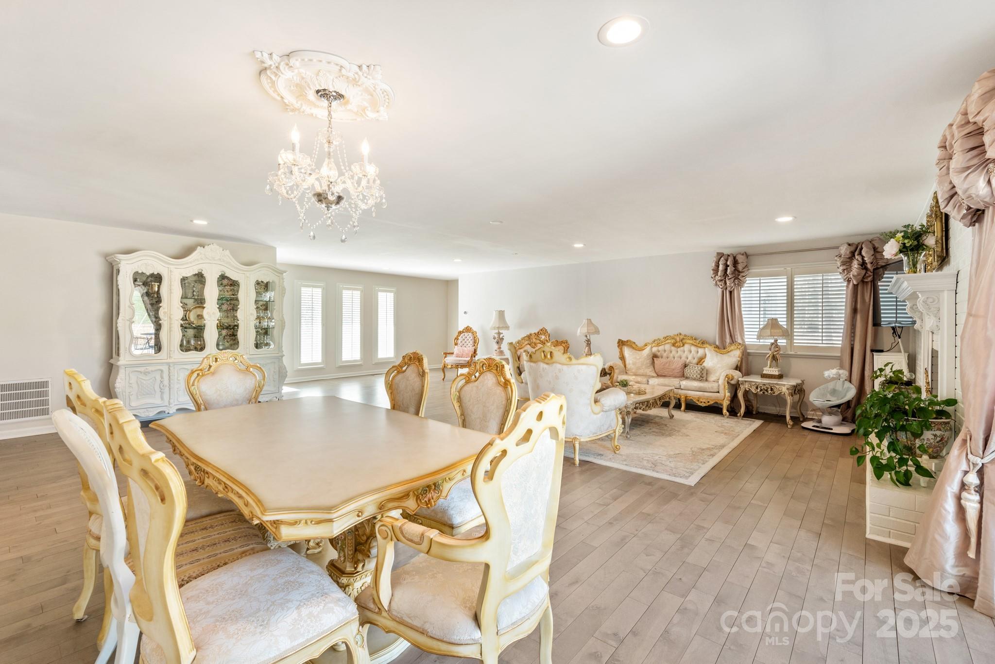 534 Kirby Lane