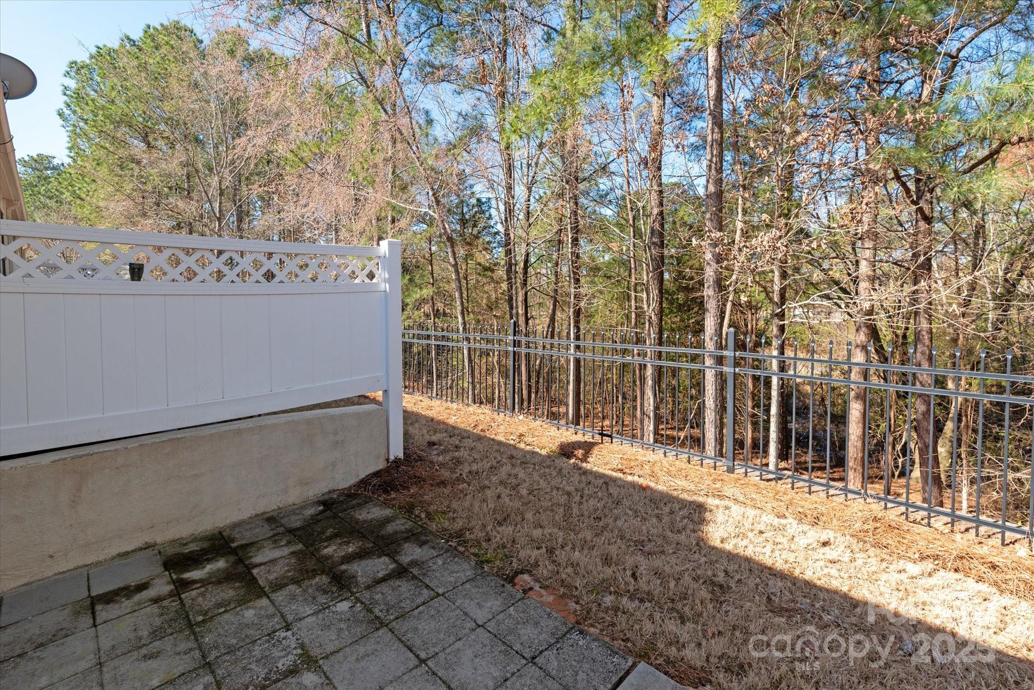 1005 Sweetleaf Drive