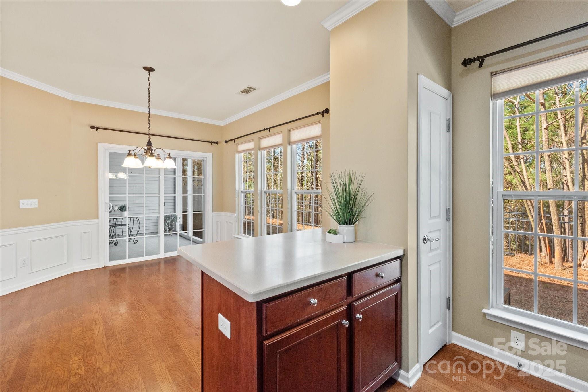 1005 Sweetleaf Drive