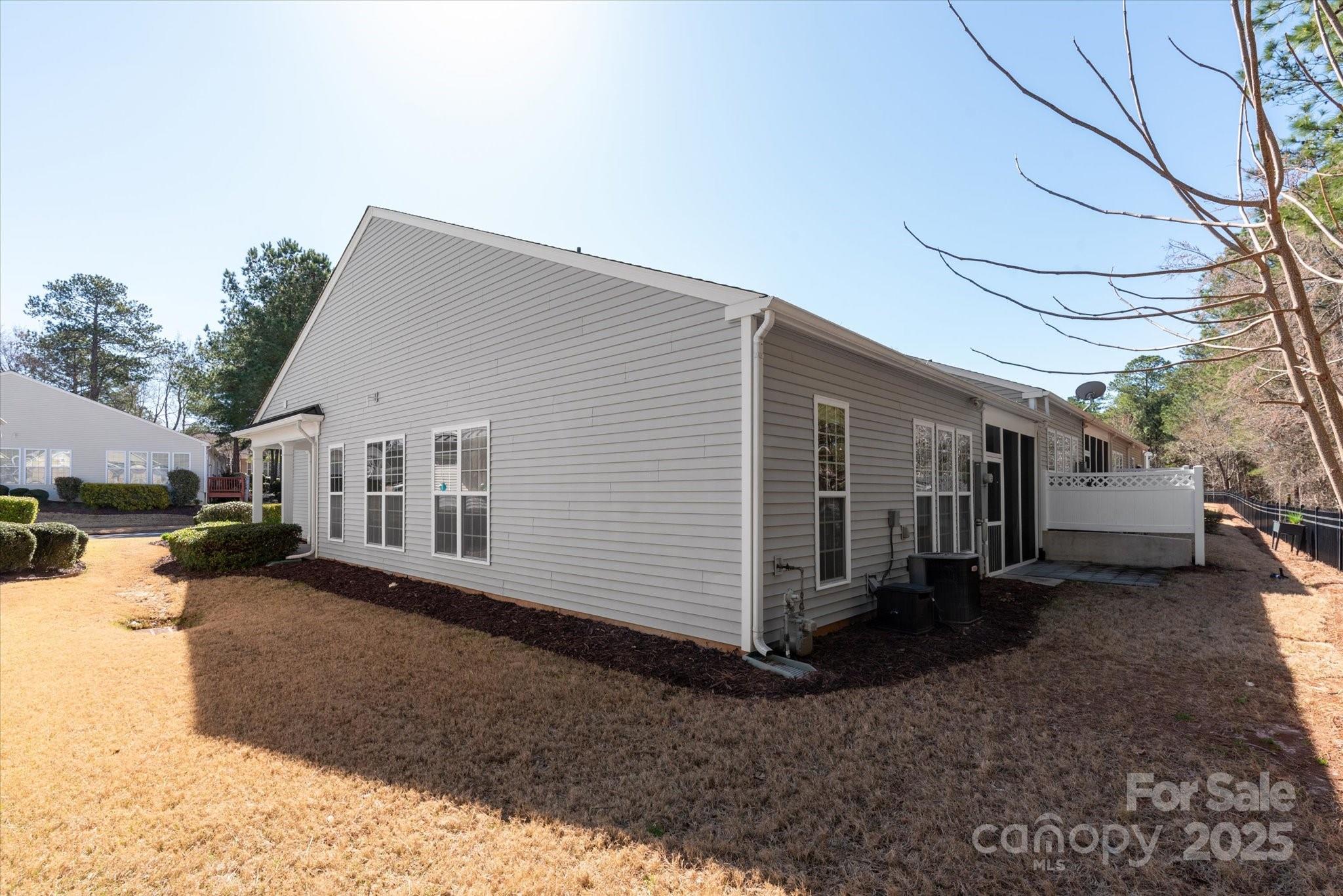 1005 Sweetleaf Drive