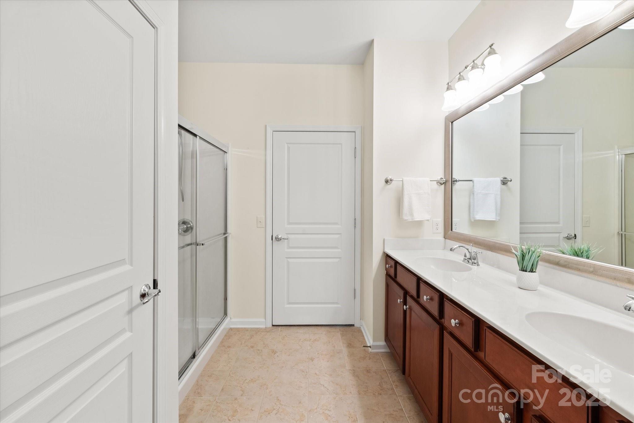 1005 Sweetleaf Drive