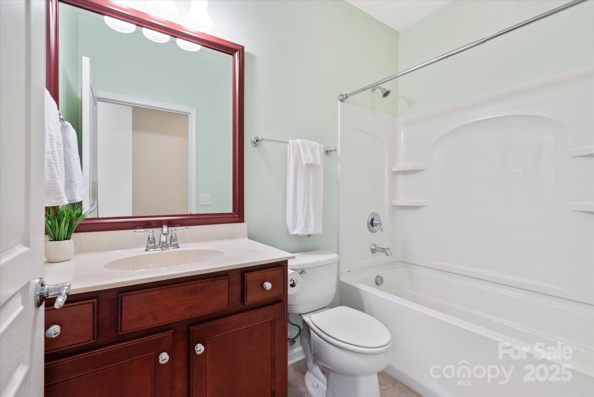 1005 Sweetleaf Drive