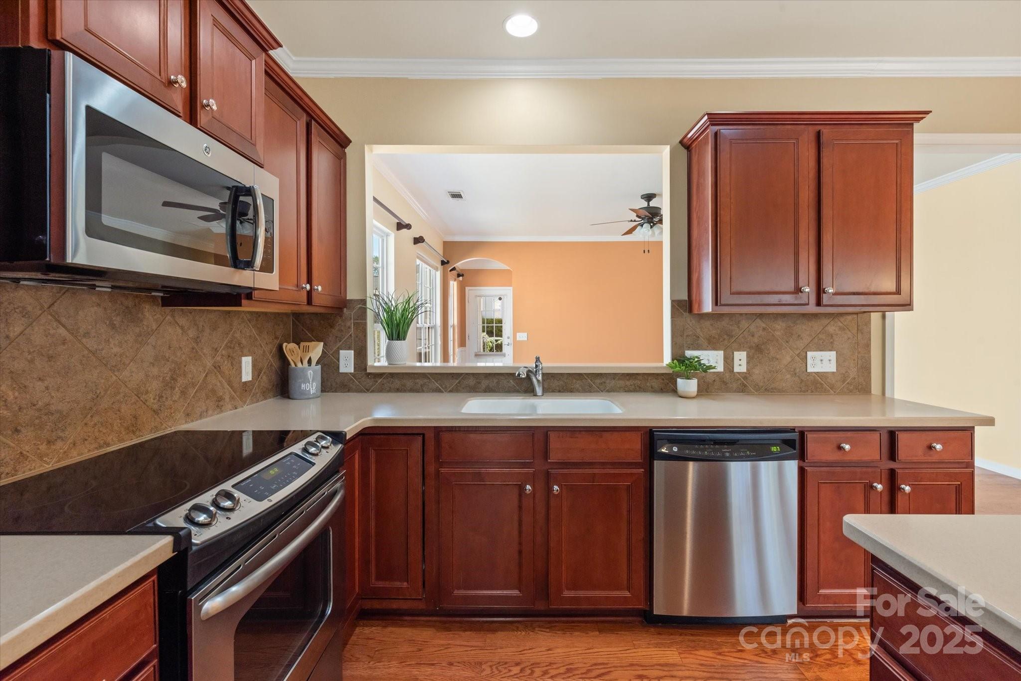 1005 Sweetleaf Drive