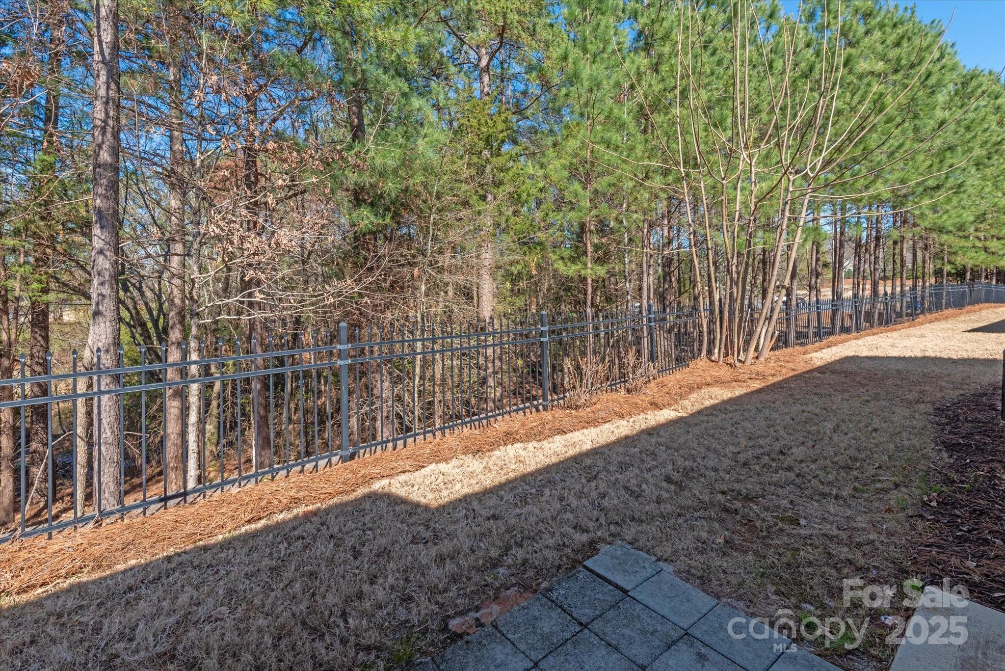 1005 Sweetleaf Drive