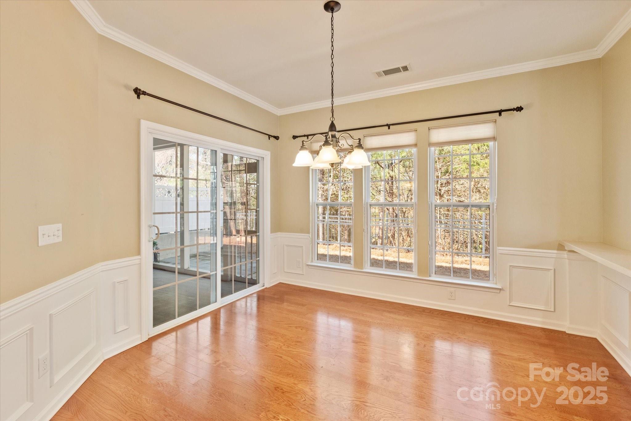 1005 Sweetleaf Drive