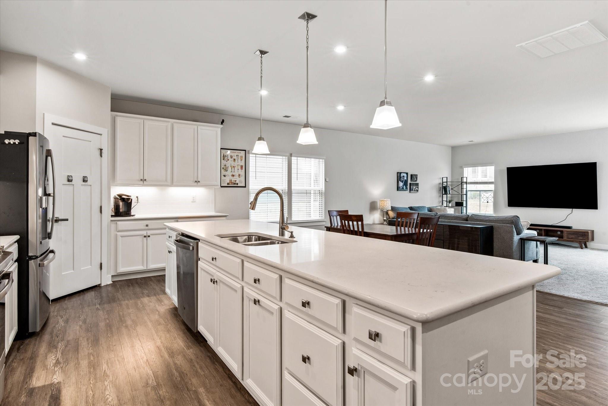 10241 Black Locust Lane