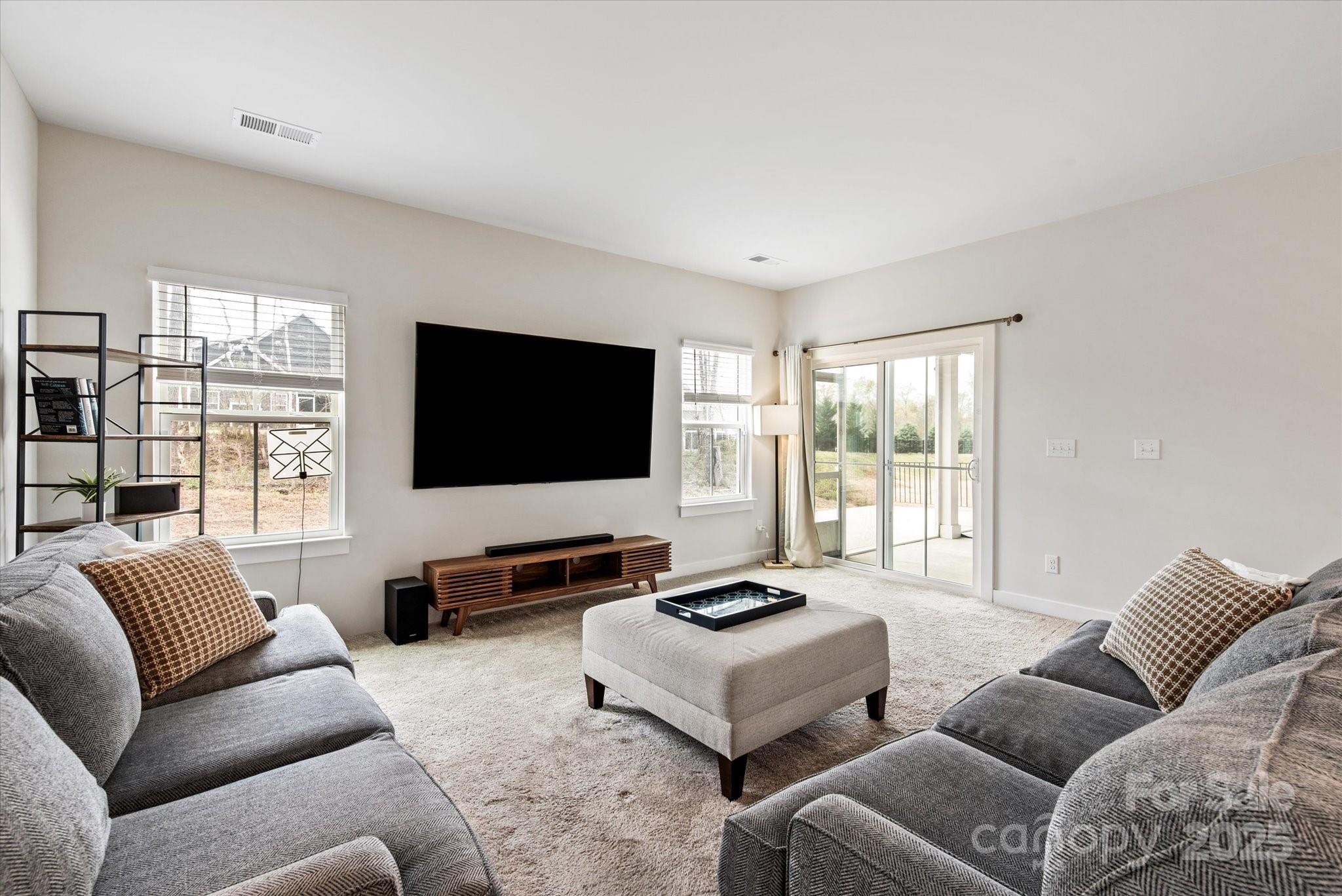 10241 Black Locust Lane