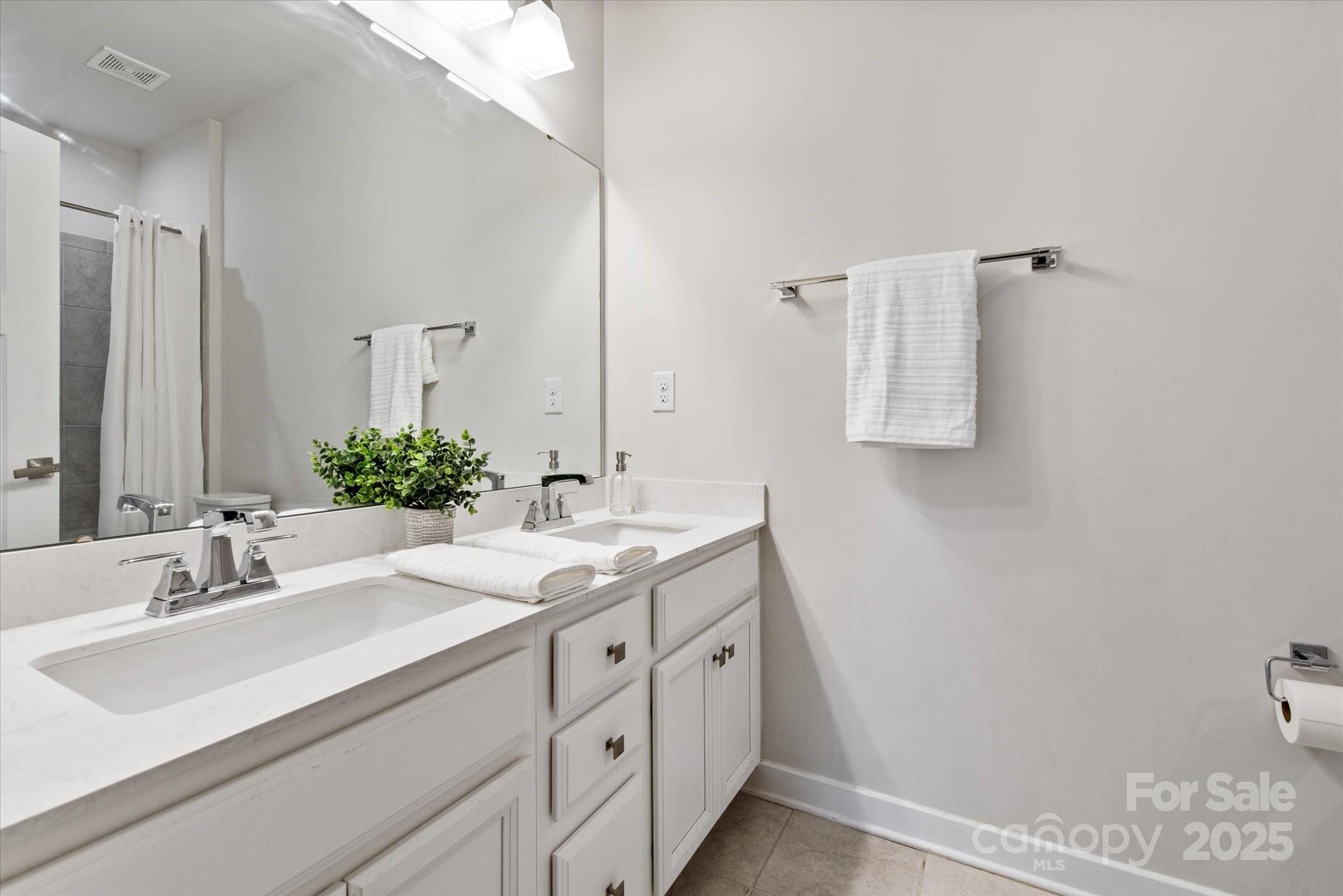 10241 Black Locust Lane